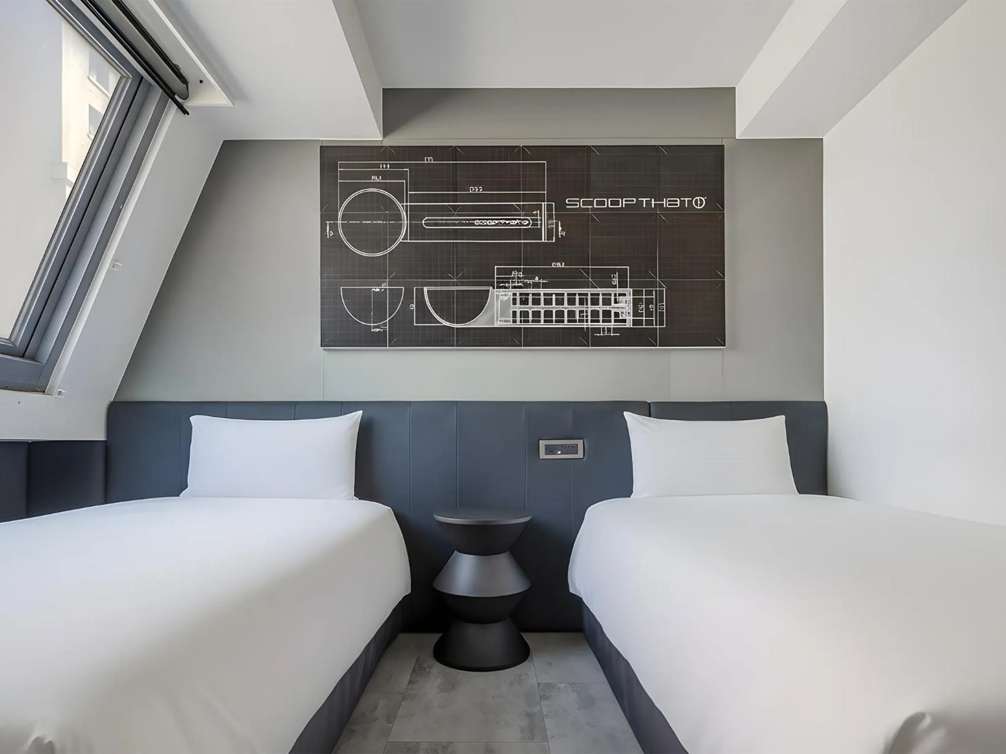 Bed in CHECK inn Taichung Liming