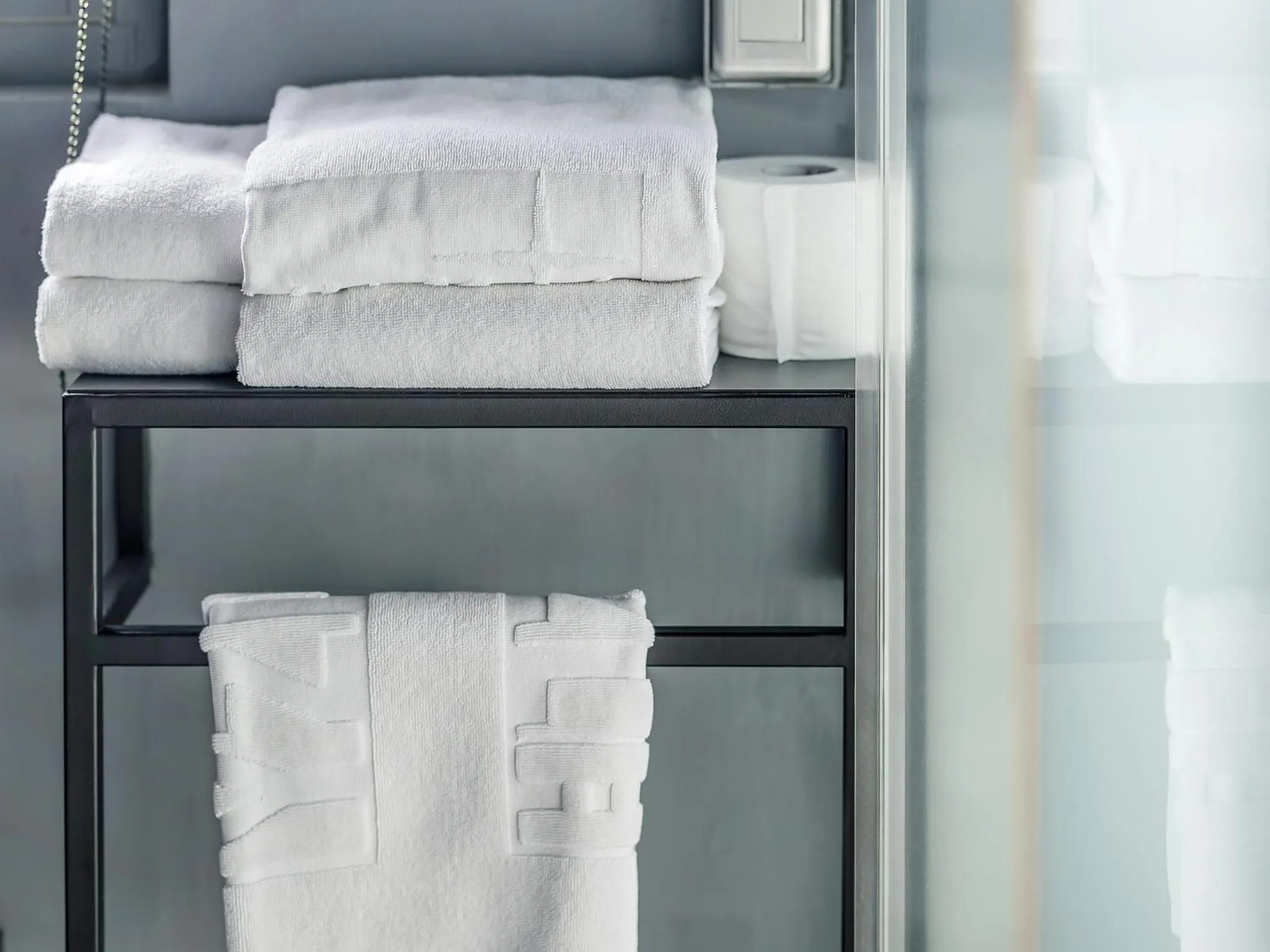 Bed in CHECK inn Taichung Liming