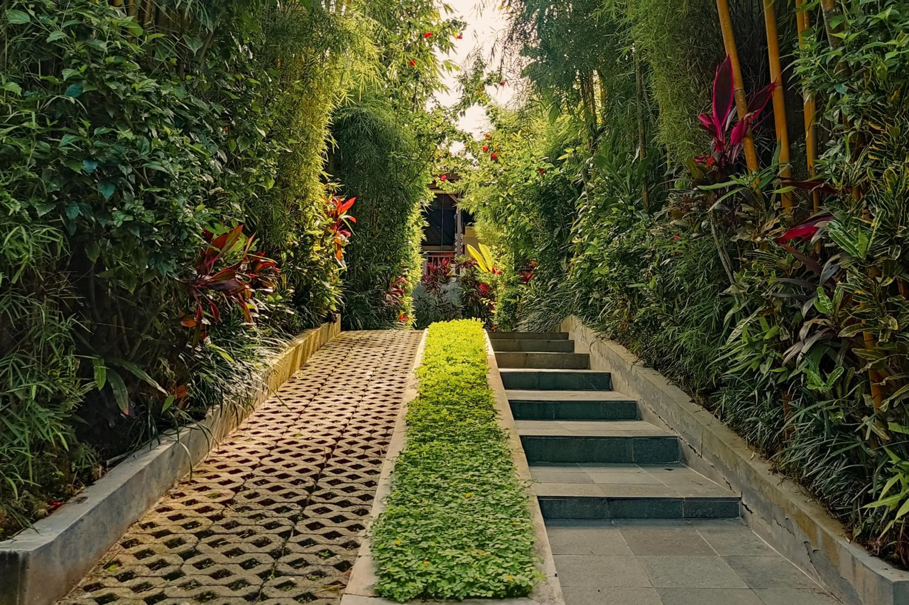 Garden view in Anusara Luxury Villas
