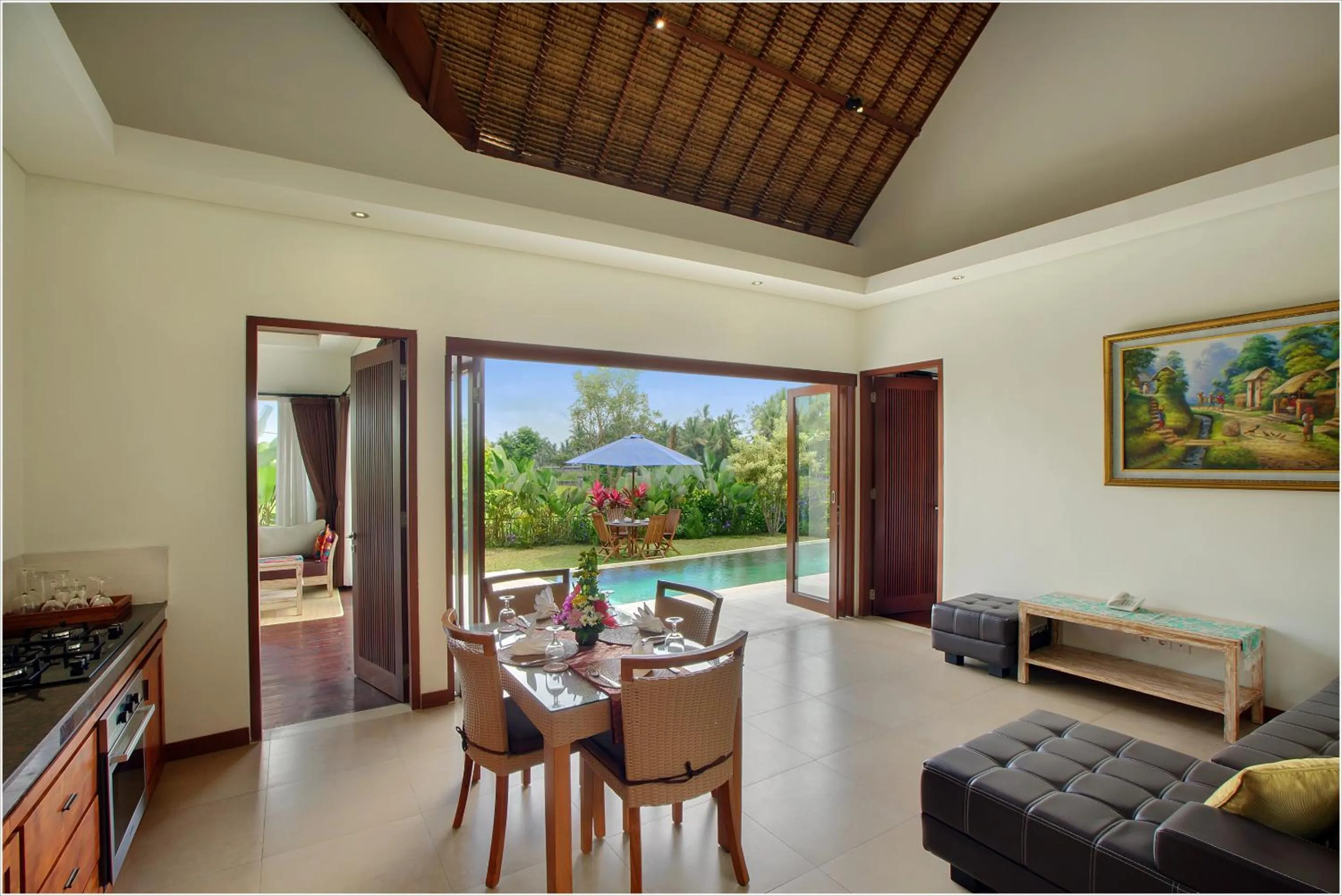 Kitchen or kitchenette in Anusara Luxury Villas