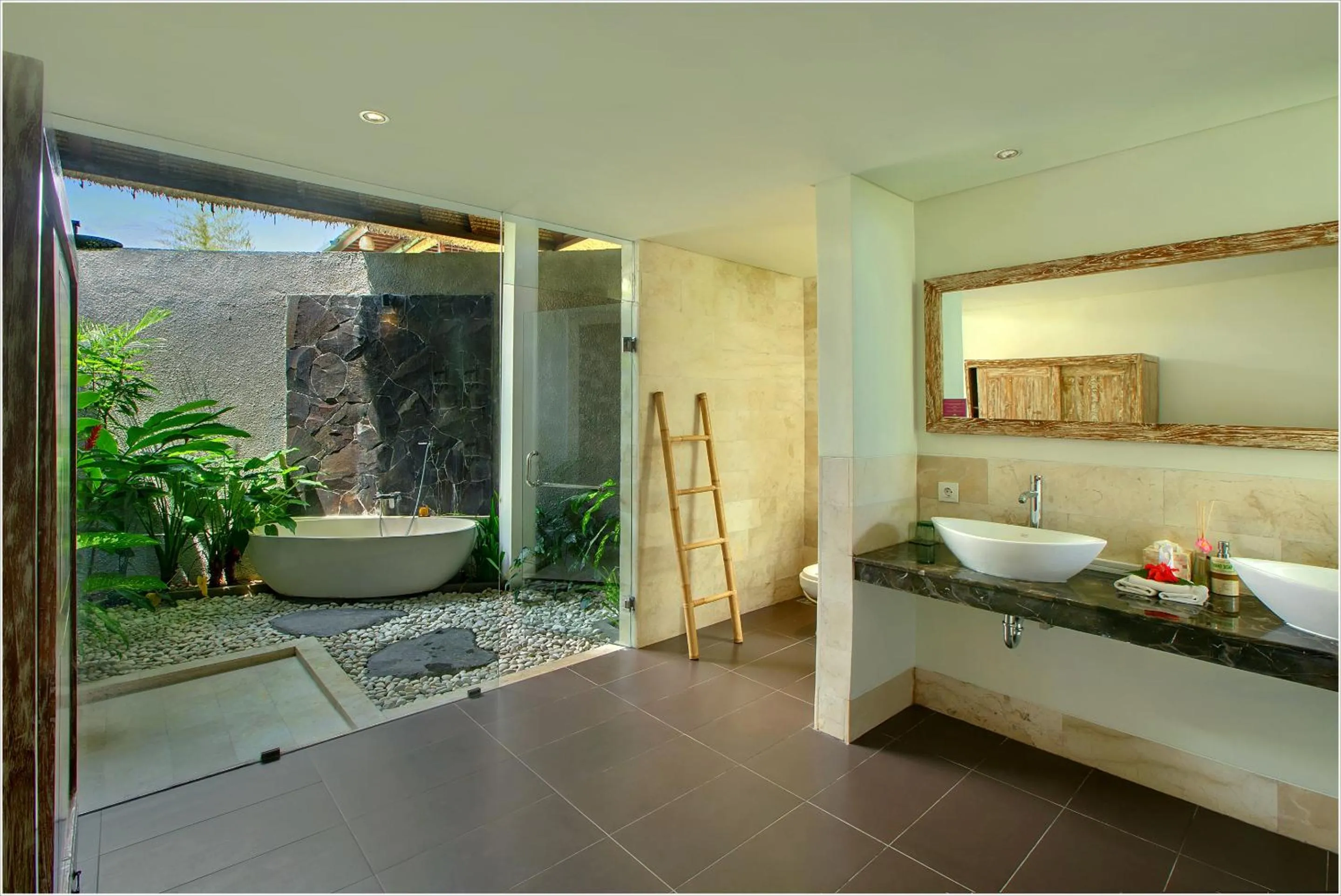 Shower in Anusara Luxury Villas