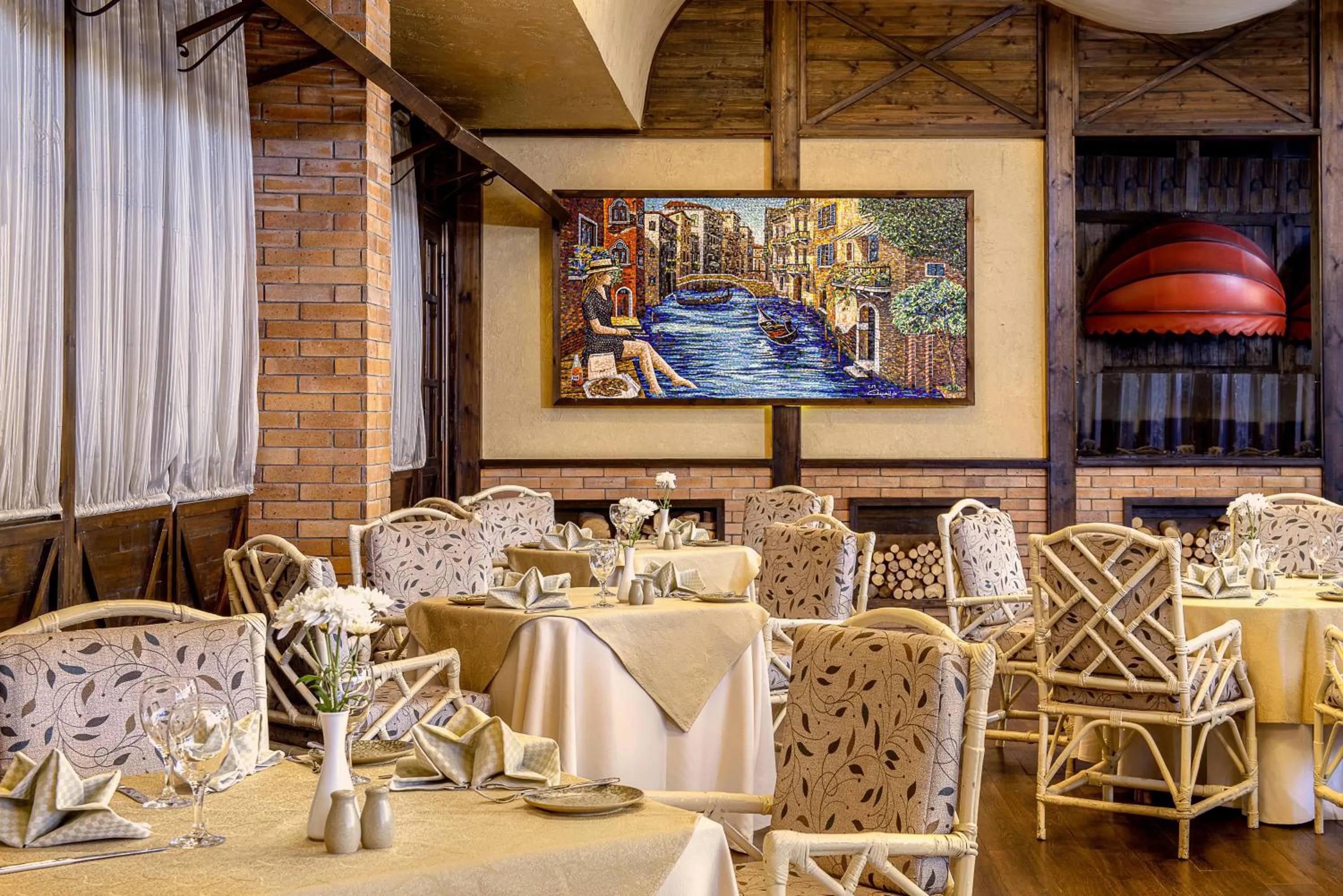 Restaurant/places to eat in Sonesta Hotel Tower & Casino Cairo