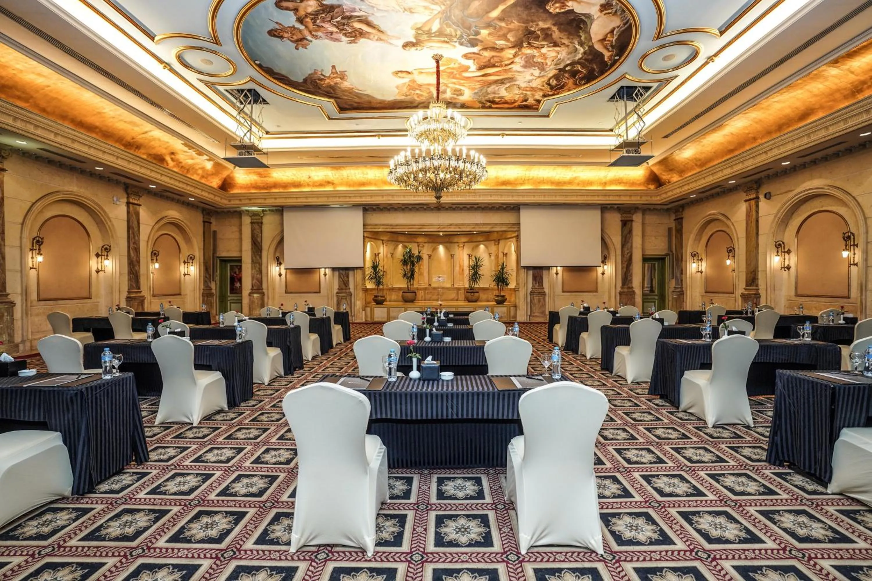 Banquet/Function facilities in Sonesta Hotel Tower & Casino Cairo