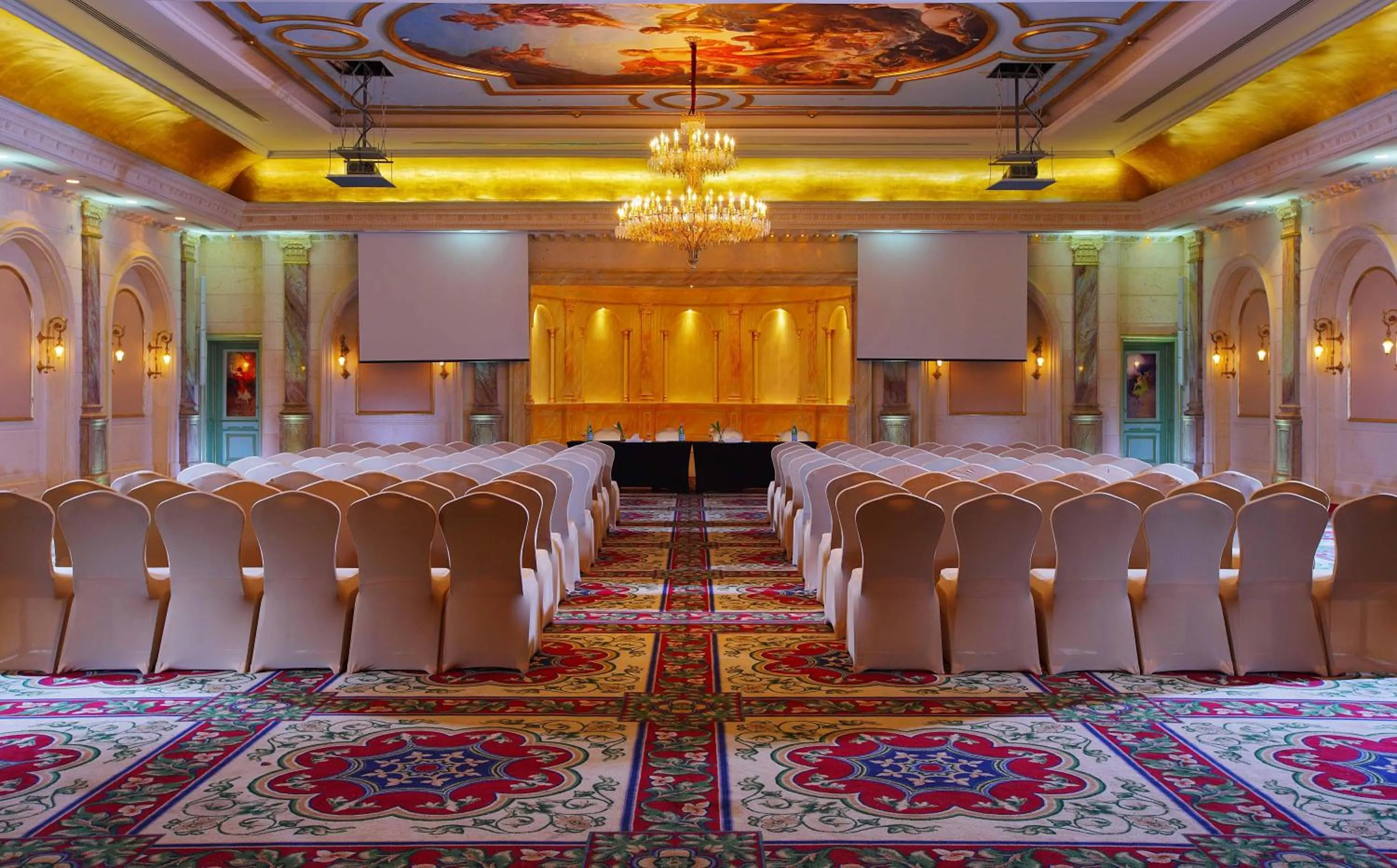 Banquet/Function facilities in Sonesta Hotel Tower & Casino Cairo