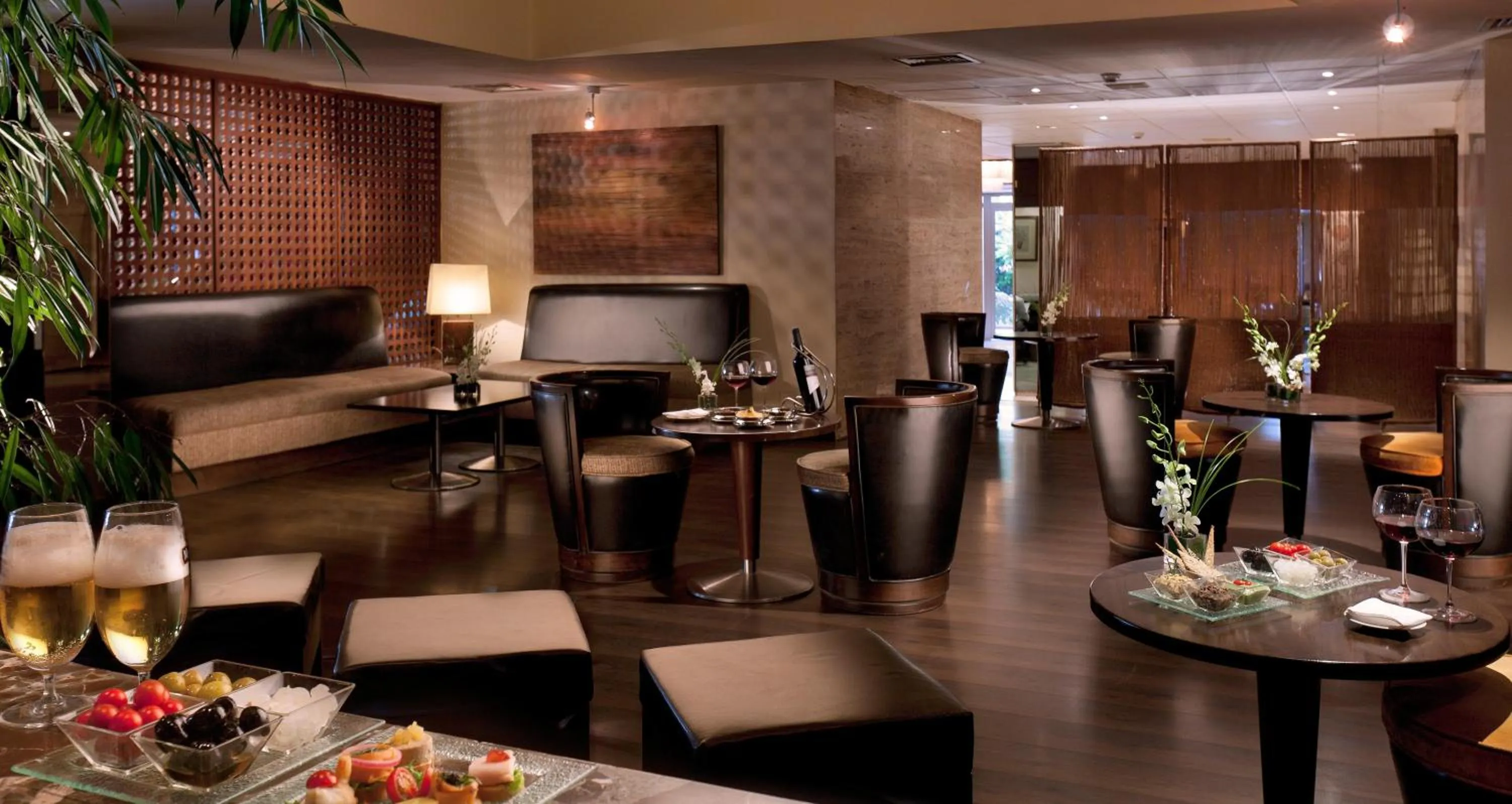 Communal lounge/ TV room in Sonesta Hotel Tower & Casino Cairo