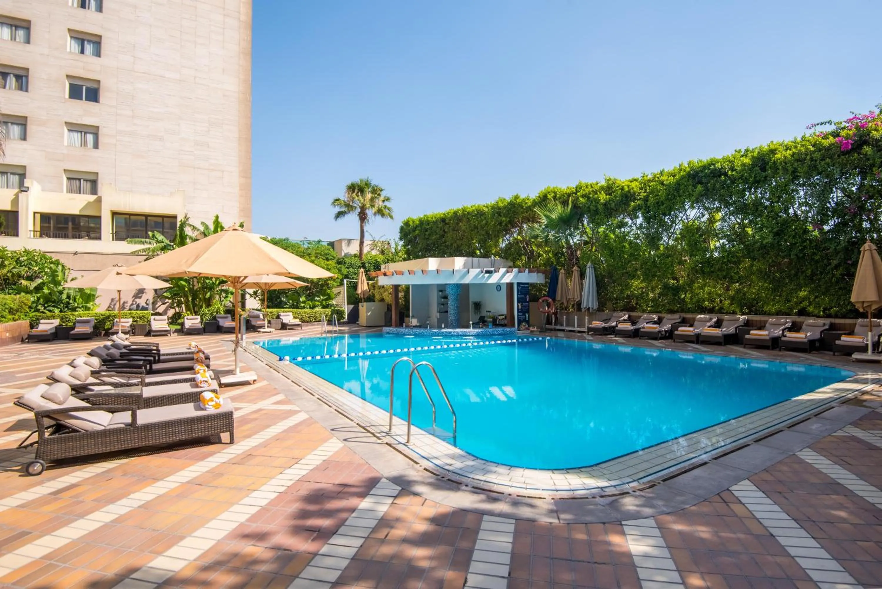 Swimming pool in Sonesta Hotel Tower & Casino Cairo