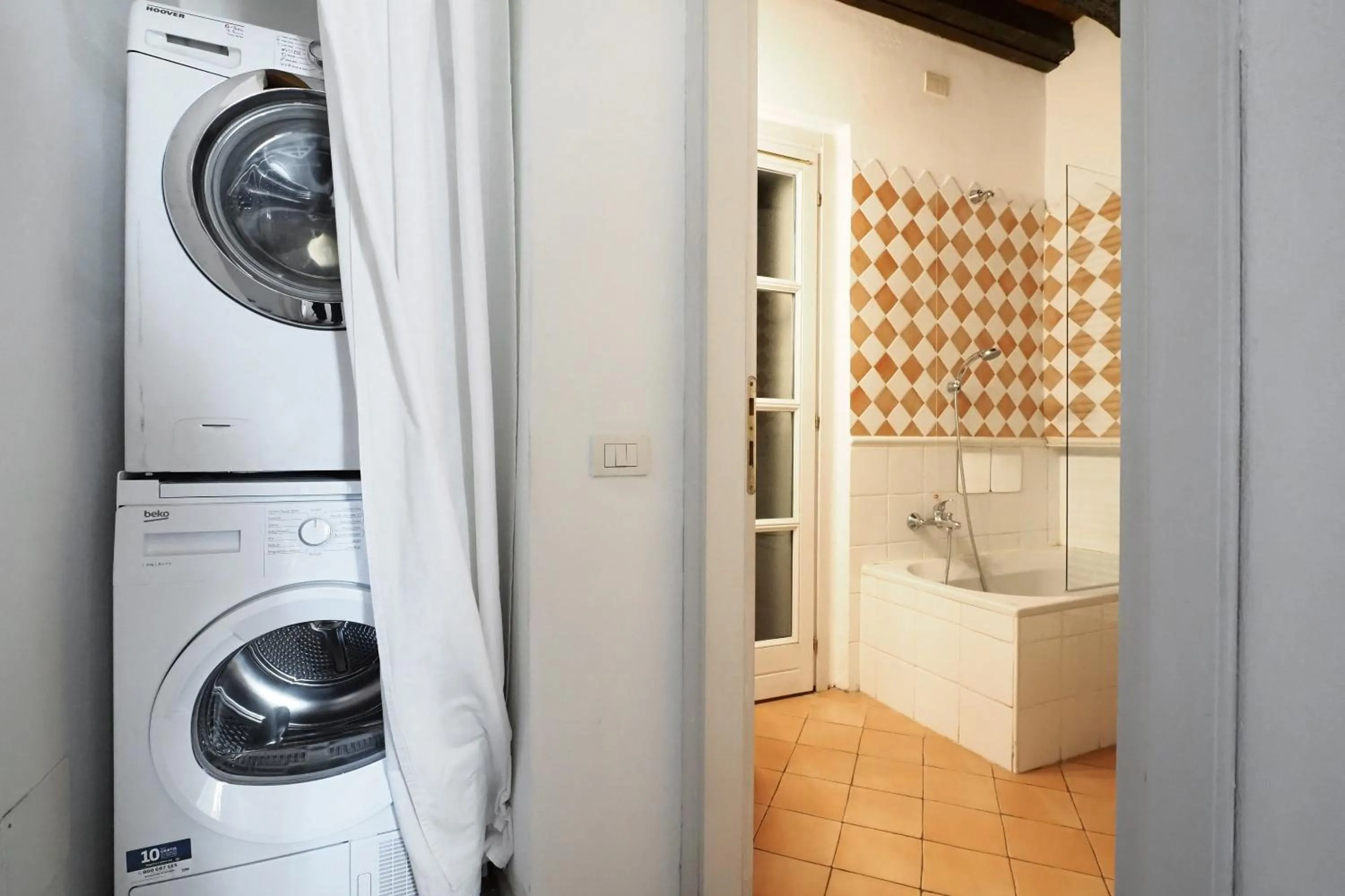 Bathroom in Mila Apartments Magenta