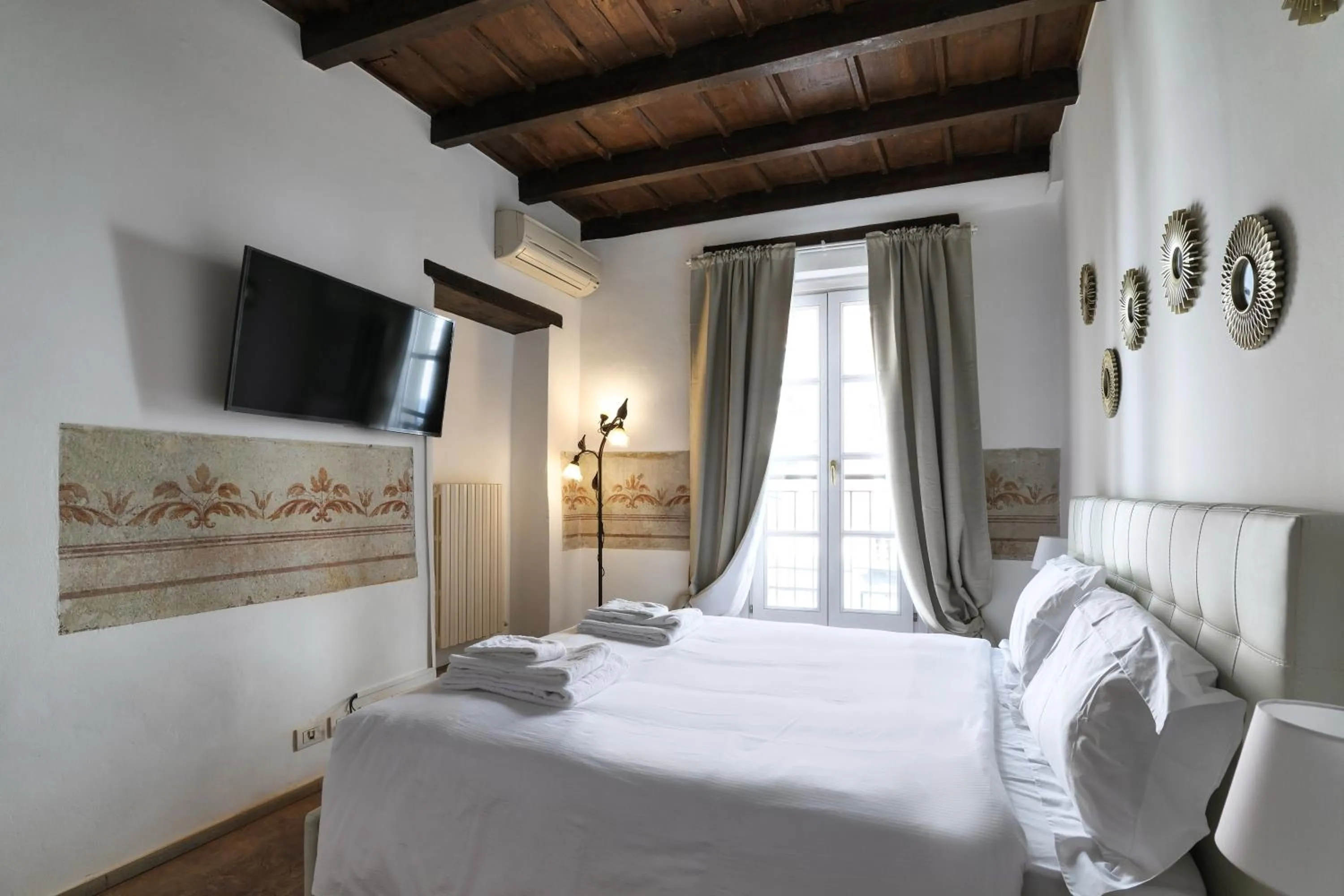 Photo of the whole room, Bed in Mila Apartments Magenta