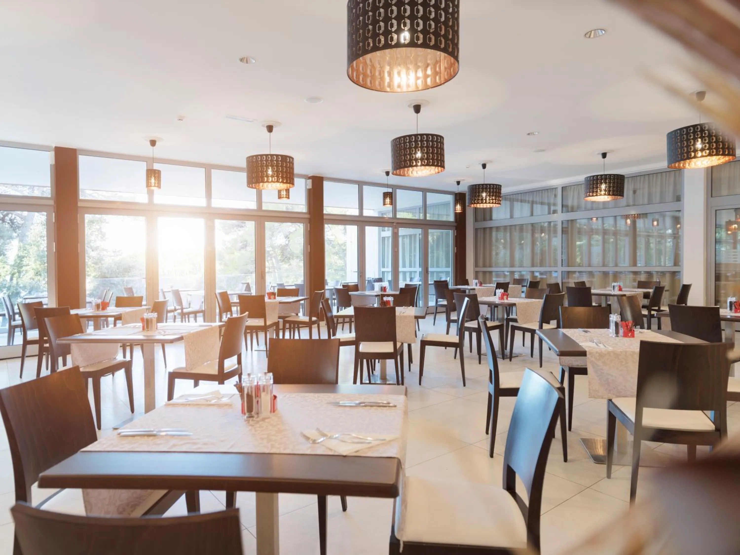 Restaurant/places to eat in Crvena Luka Resort