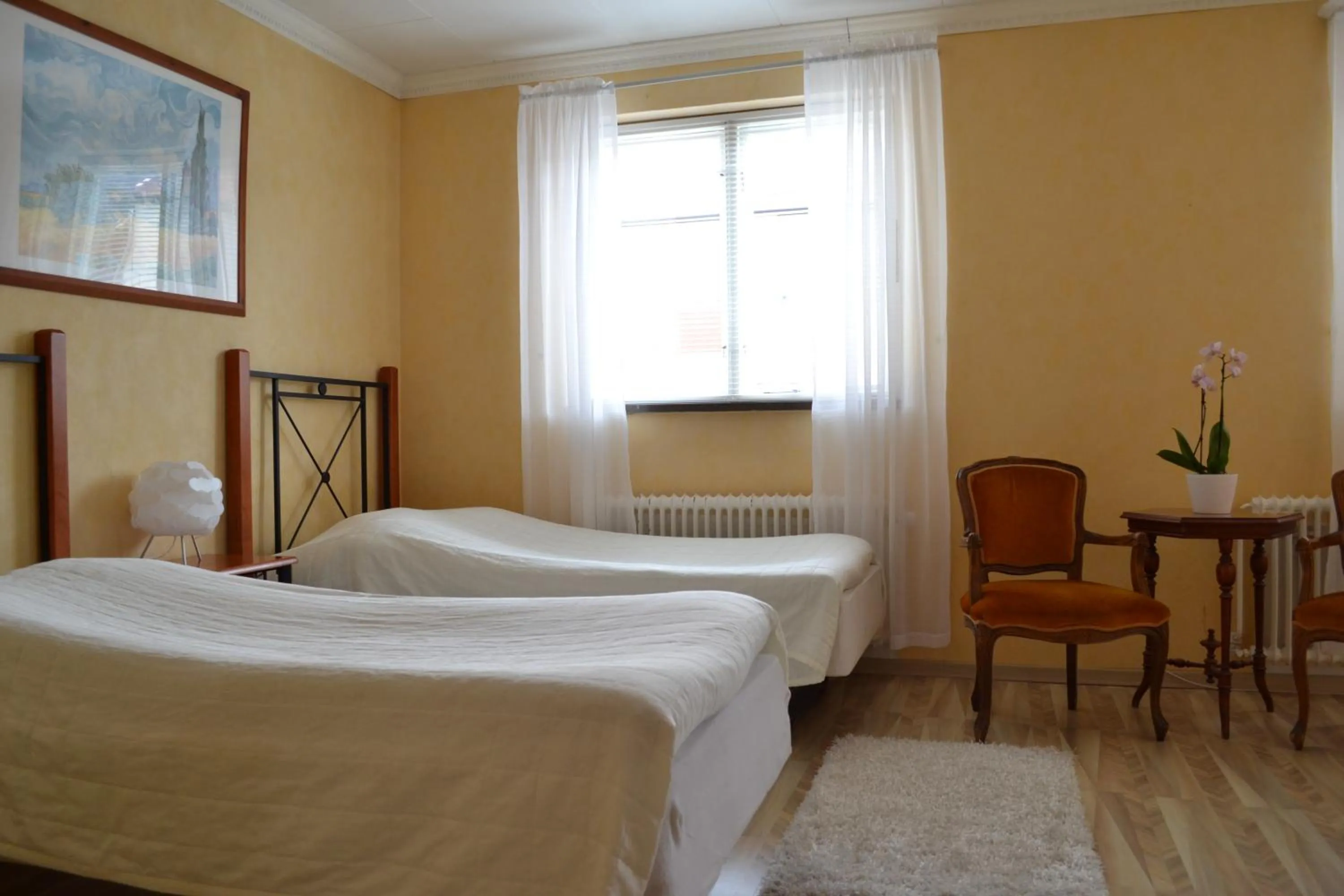 Day, Bed in Hotell City