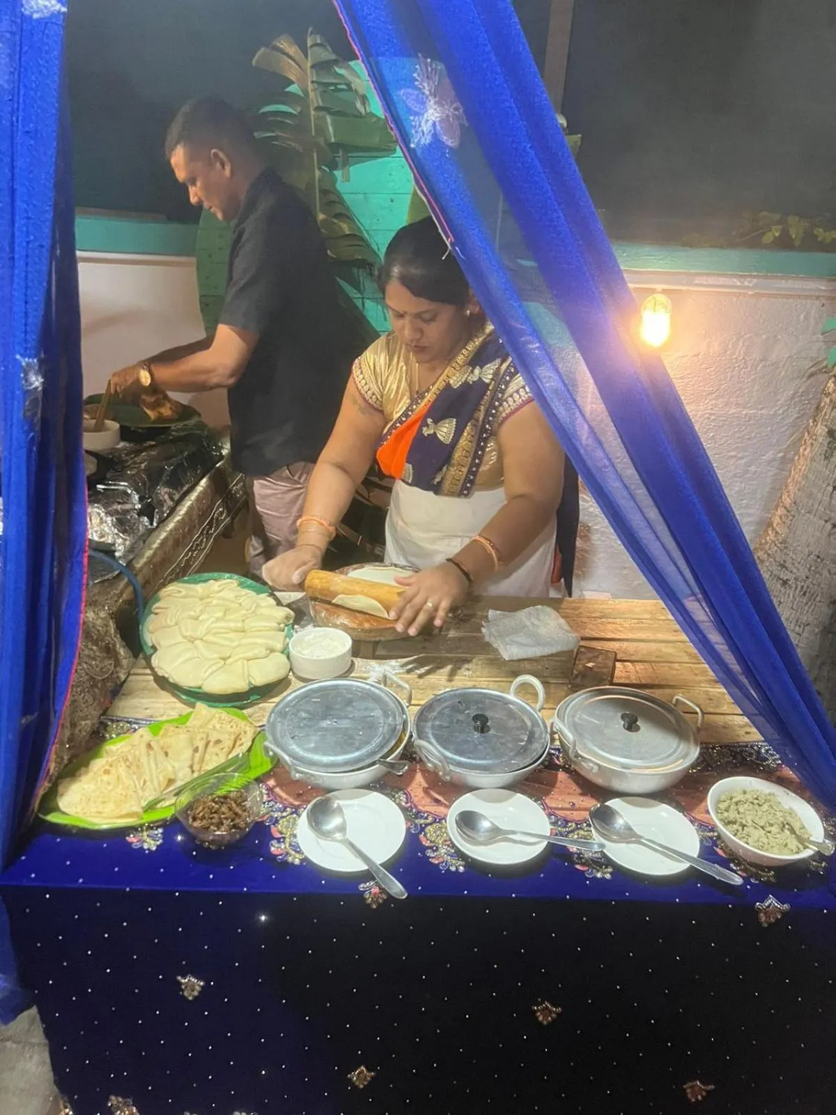 Restaurant/places to eat in Explora Prestige