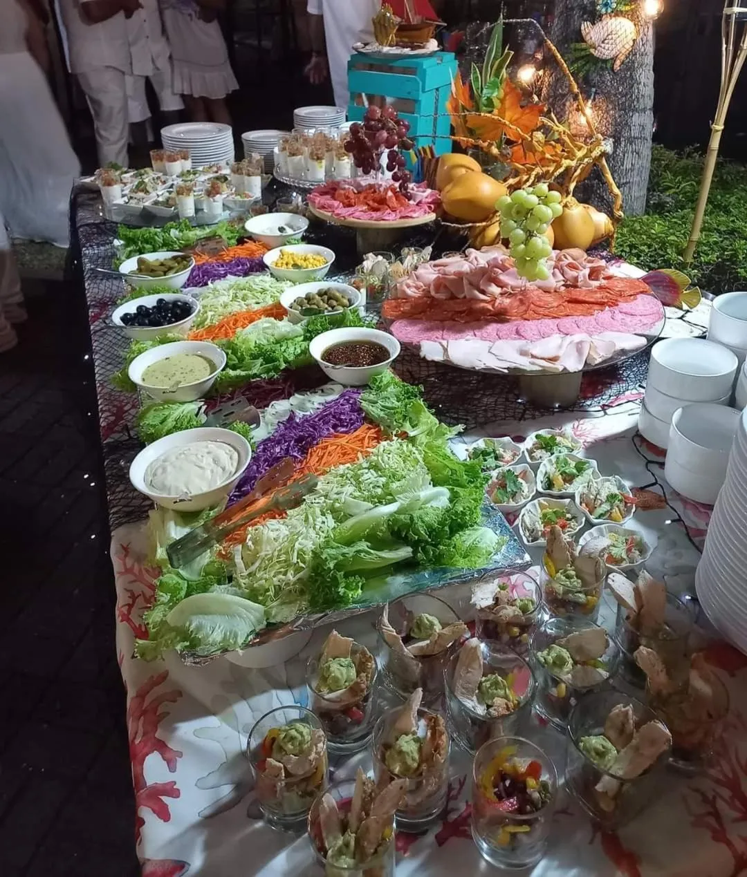 Restaurant/places to eat in Explora Prestige