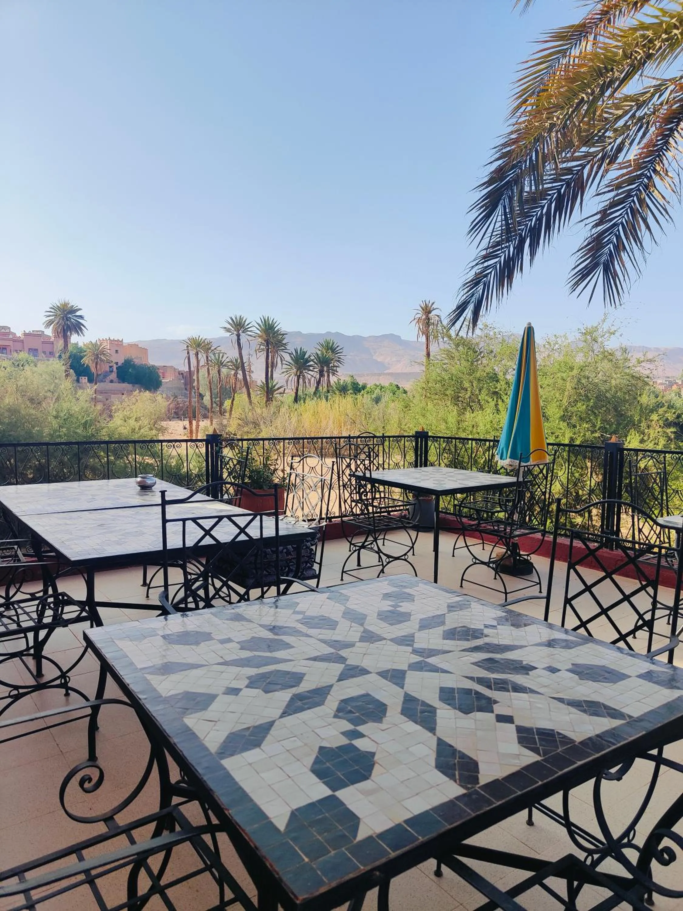 Restaurant/places to eat in Le Retour au calme Maison d'hôtes