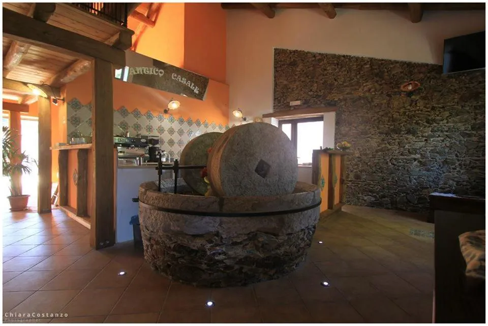 Decorative detail in Antico Casale