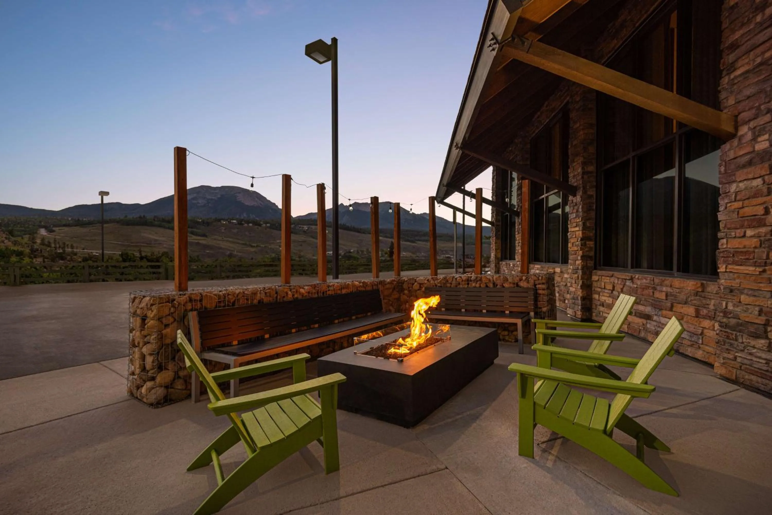 Patio in Hampton Inn & Suites Silverthorne