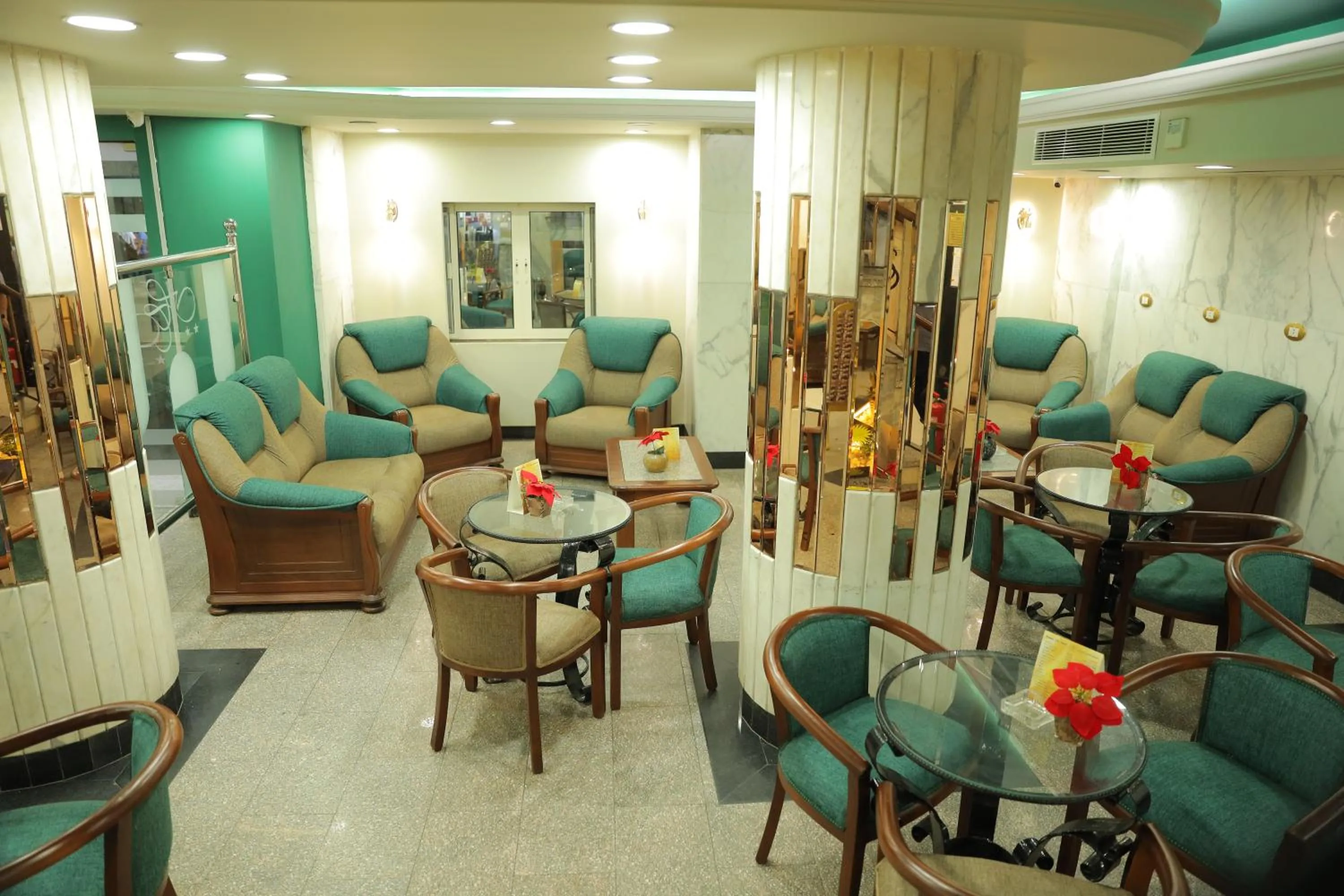 Lobby or reception in Happy City Hotel