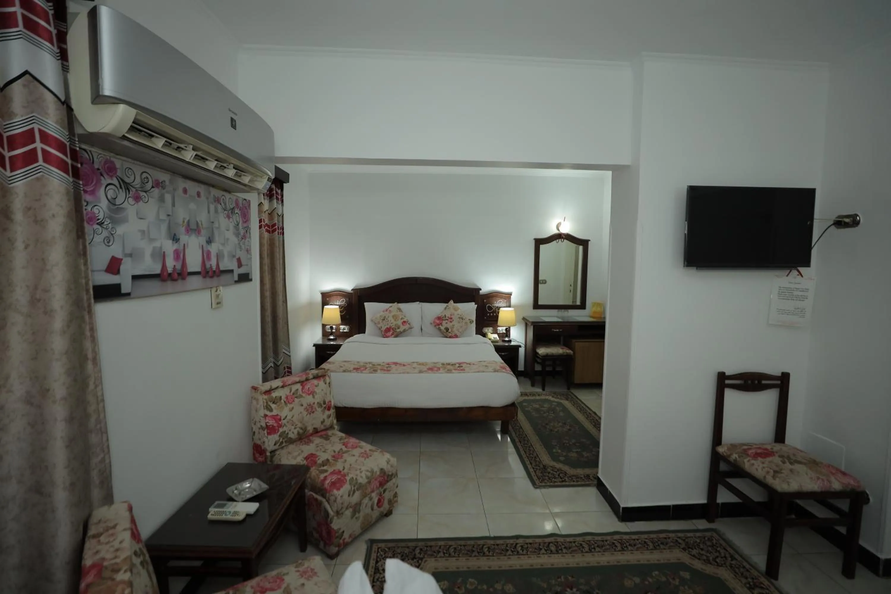 VIP, Bed in Happy City Hotel