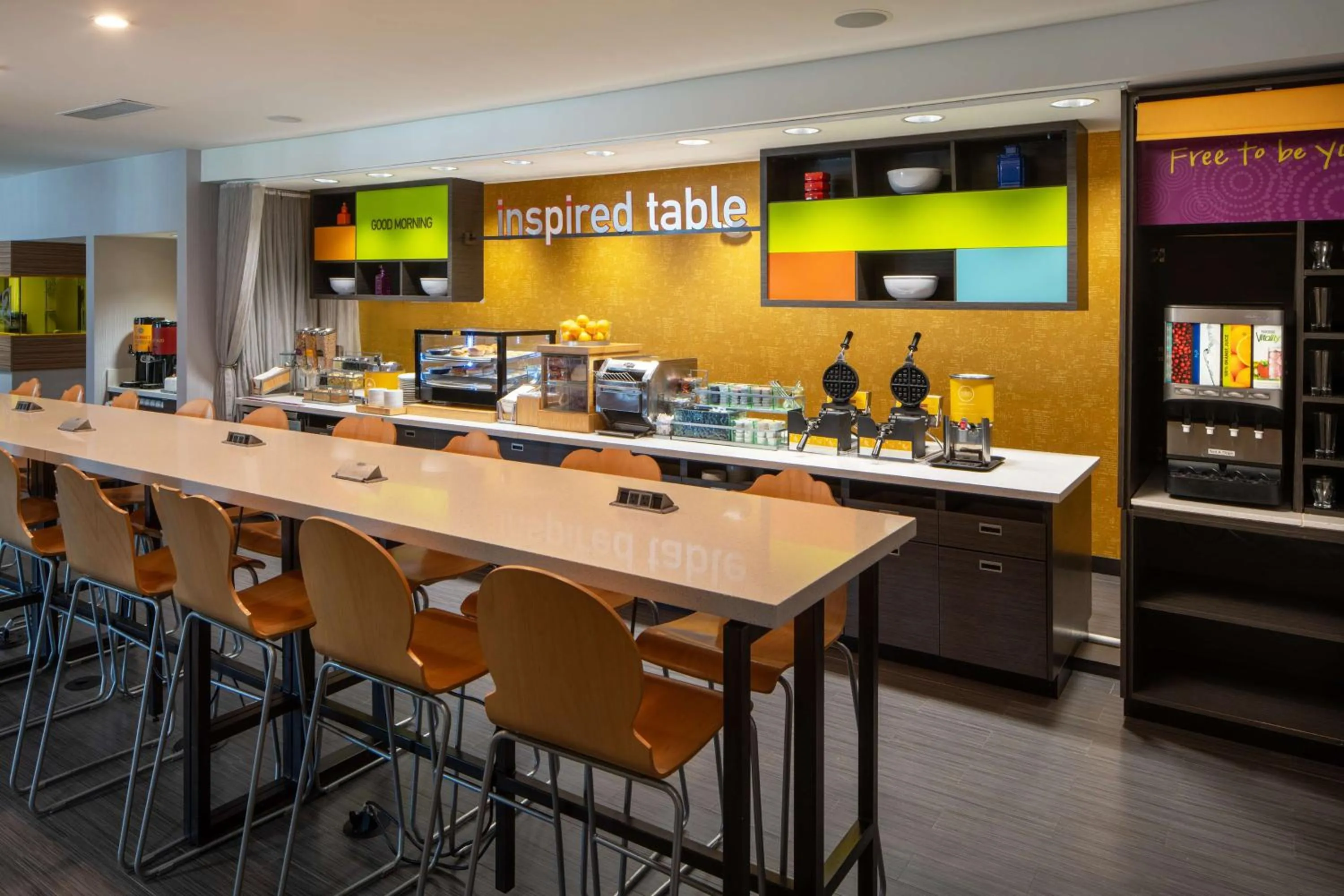 Breakfast in Home2 Suites by Hilton Gulfport I-10