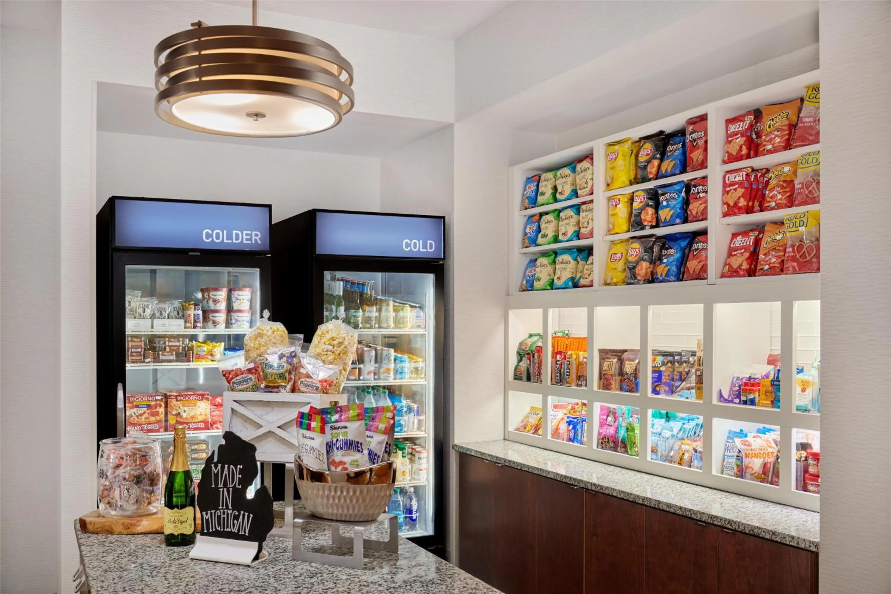 Restaurant/places to eat in Homewood Suites by Hilton Grand Rapids Downtown