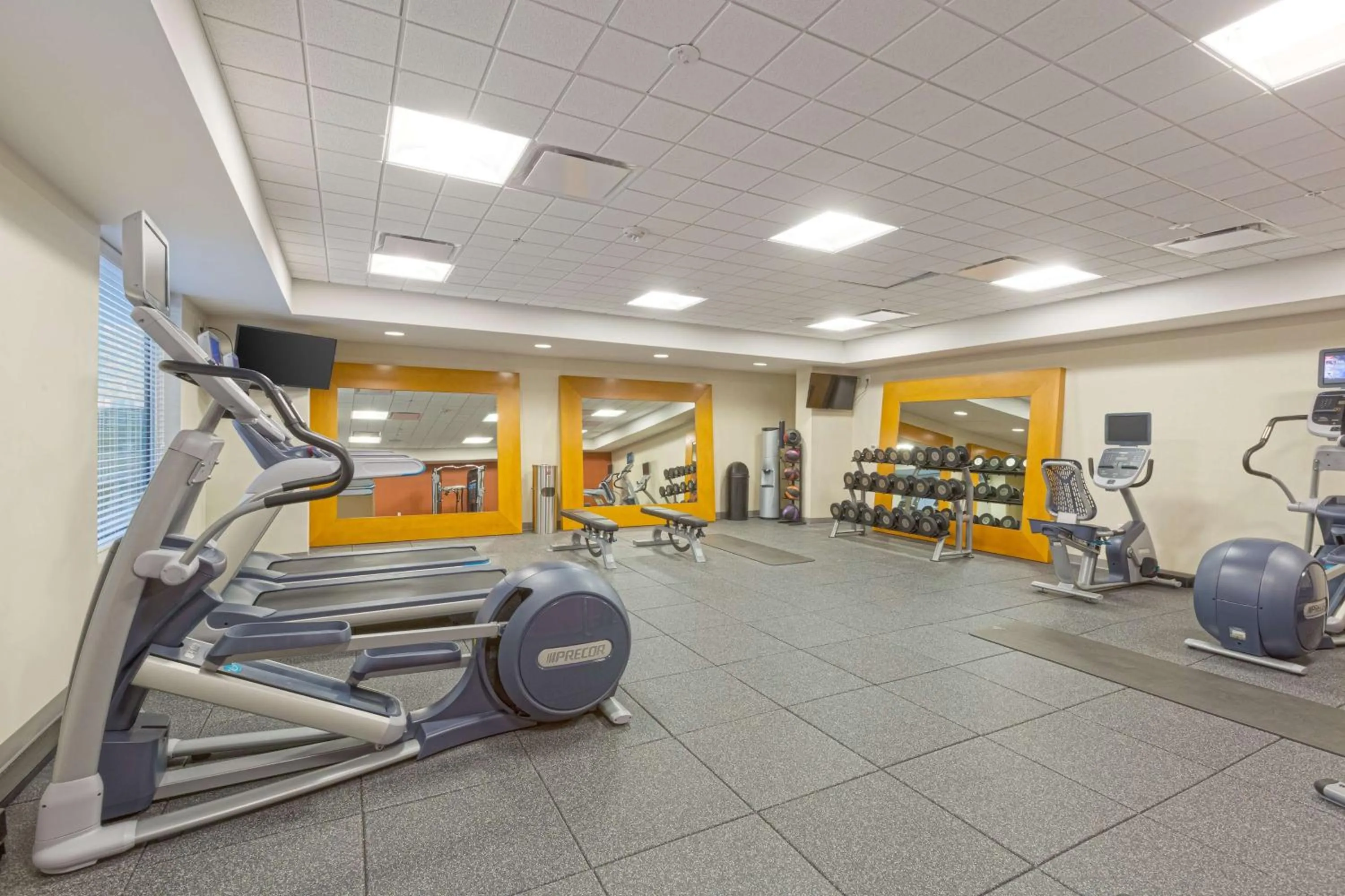 Fitness centre/facilities in Homewood Suites by Hilton Houston Downtown