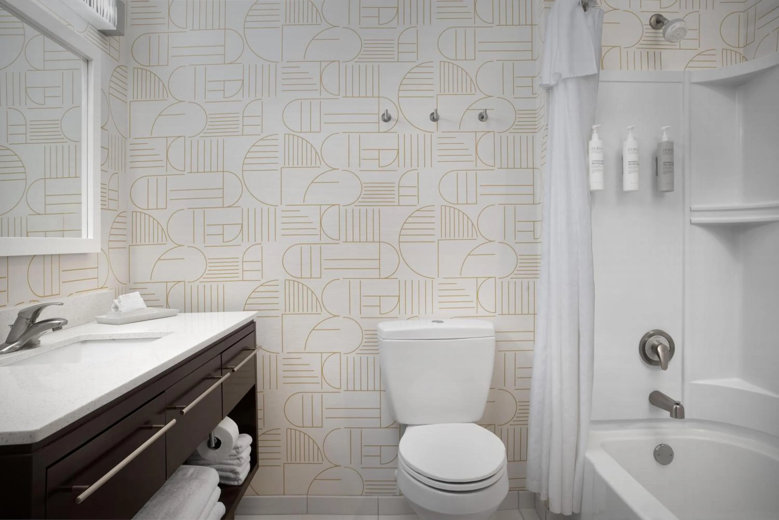 Bathroom in Home2 Suites by Hilton Lake City