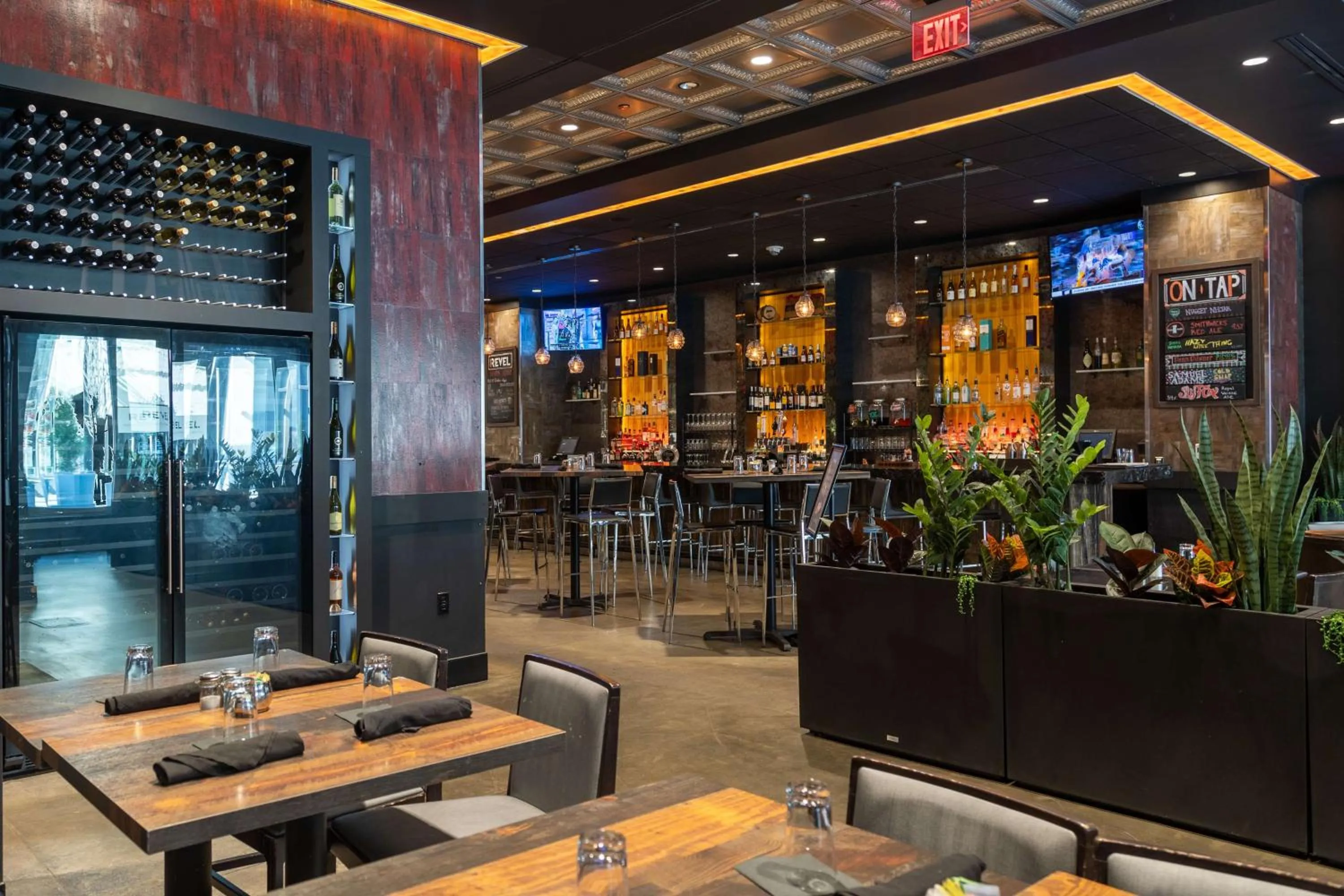 Restaurant/places to eat in Hilton Garden Inn Pittsburgh Downtown