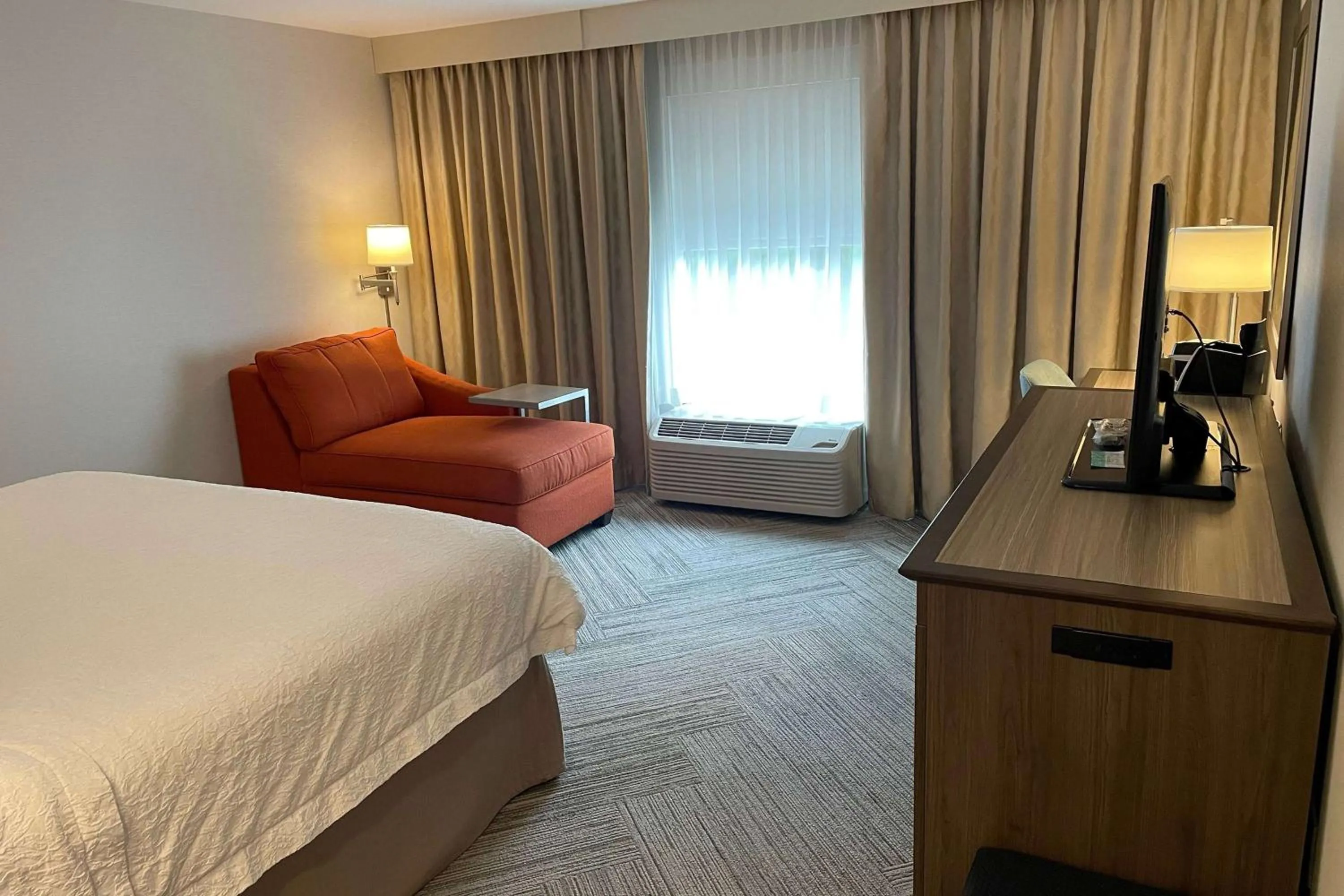 Photo of the whole room, Bed in Chateau Fredericton, Trademark Collection by Wyndham