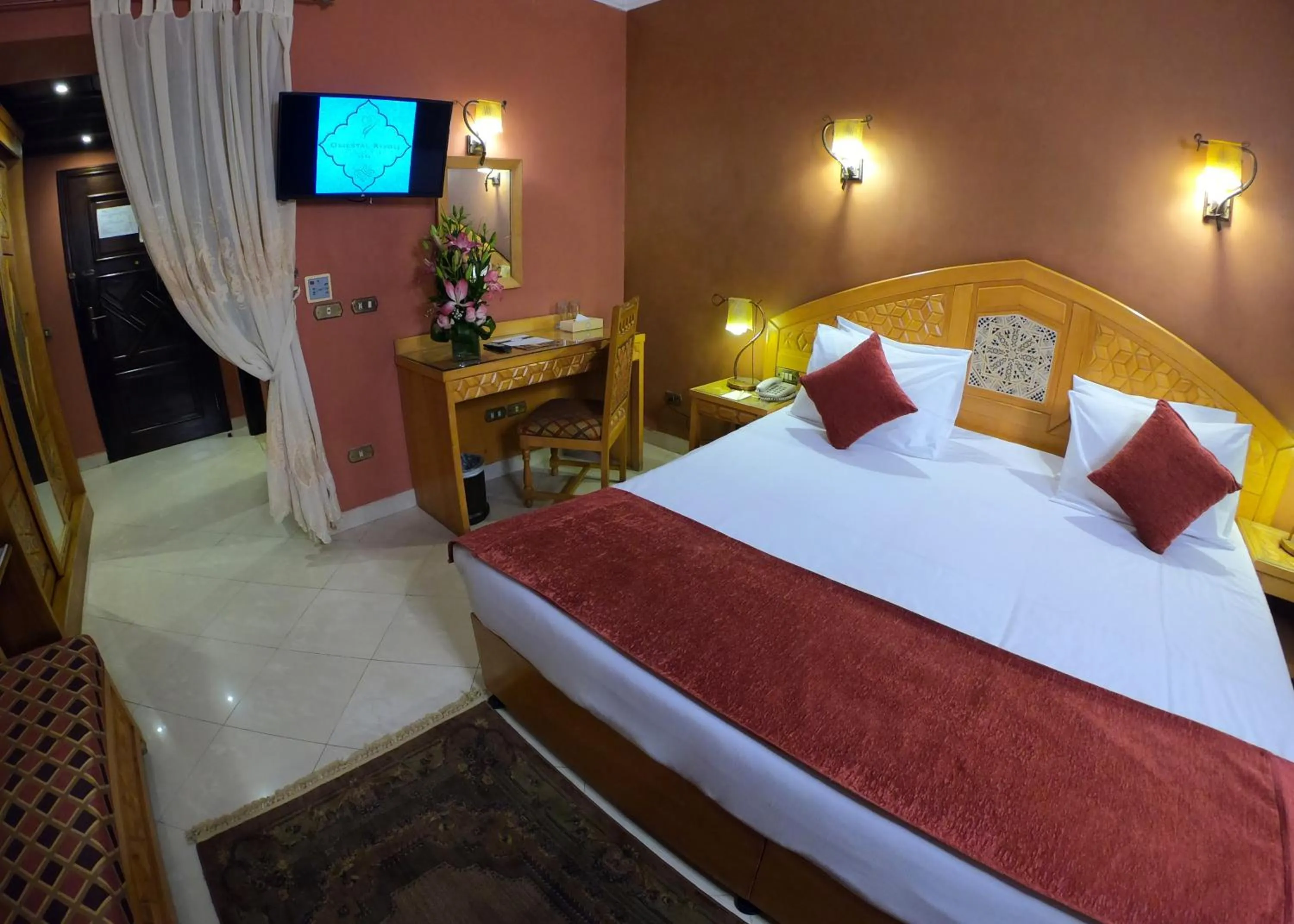Bed in Oriental Rivoli Hotel & Spa