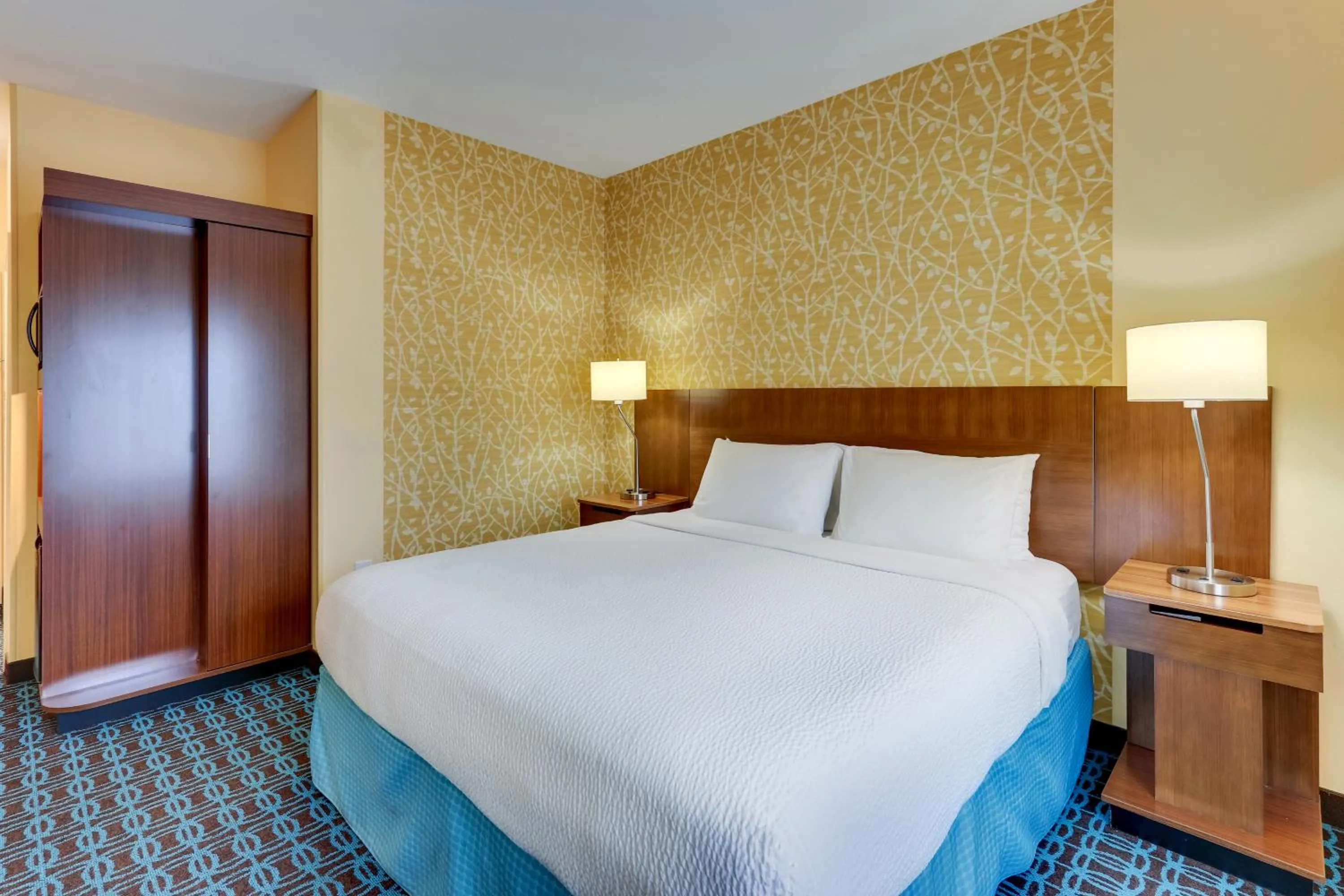 Bedroom, Bed in Fairfield Inn & Suites by Marriott Dunn I-95