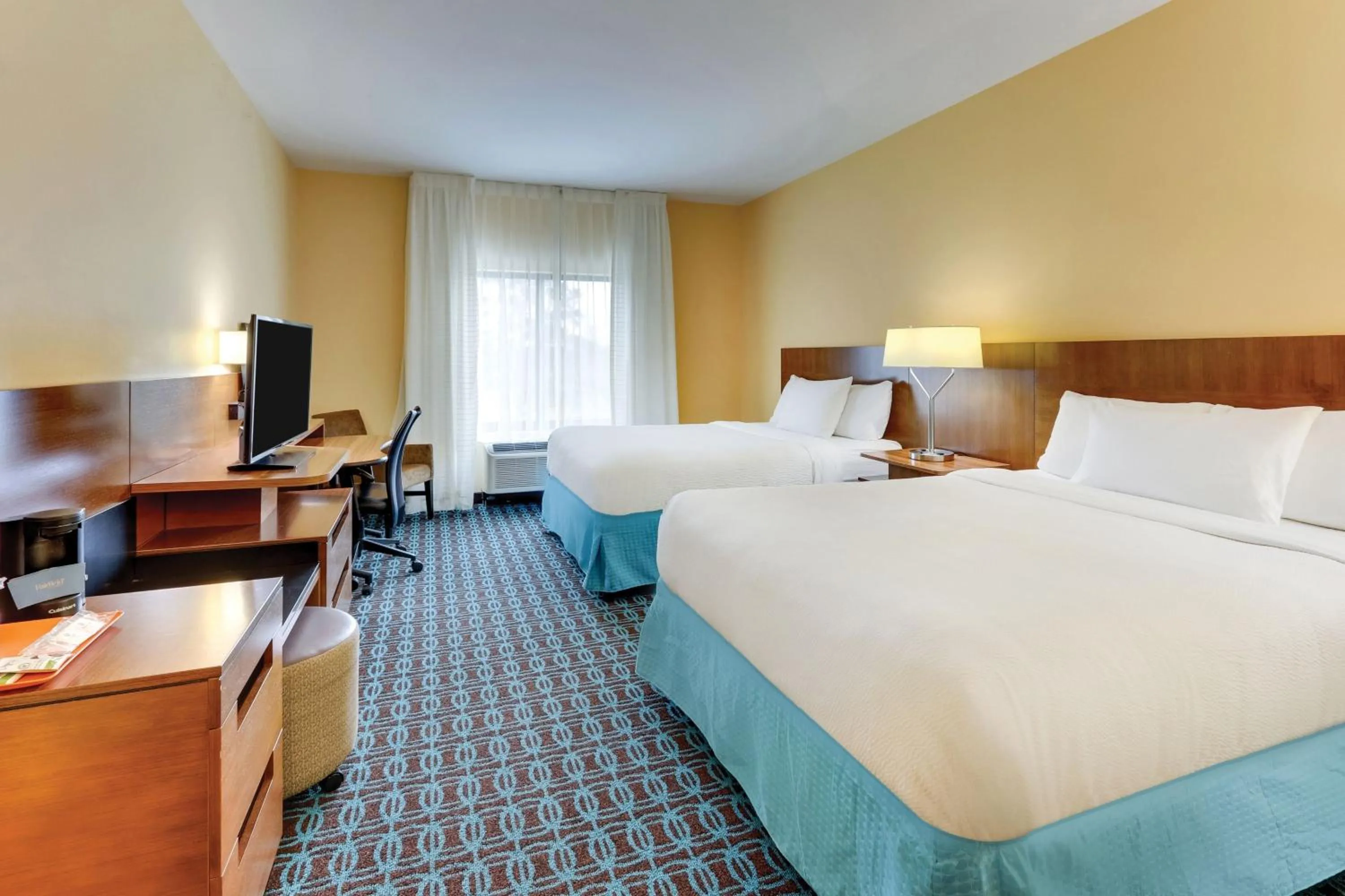 Photo of the whole room, Bed in Fairfield Inn & Suites by Marriott Dunn I-95