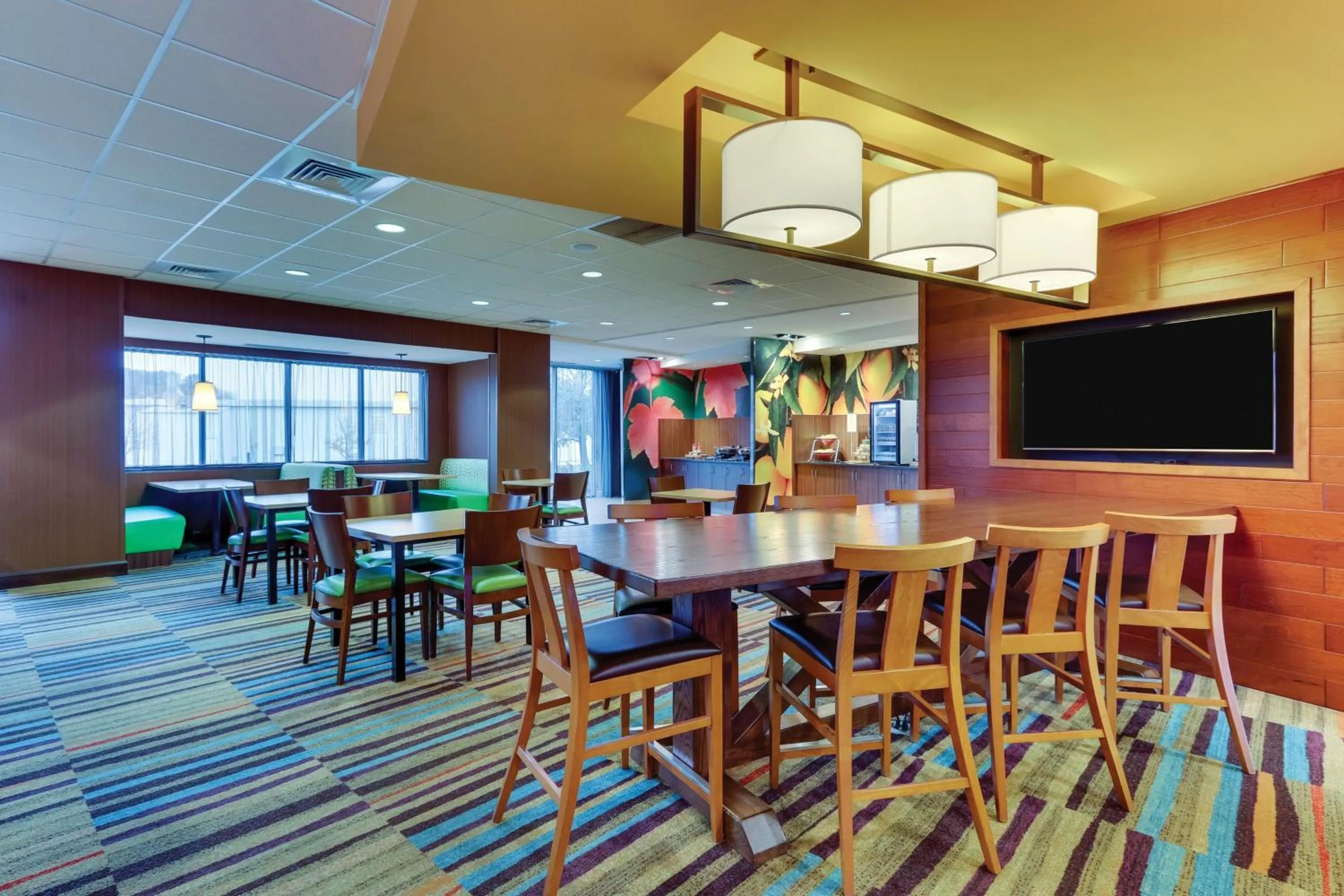 Restaurant/places to eat in Fairfield Inn & Suites by Marriott Dunn I-95