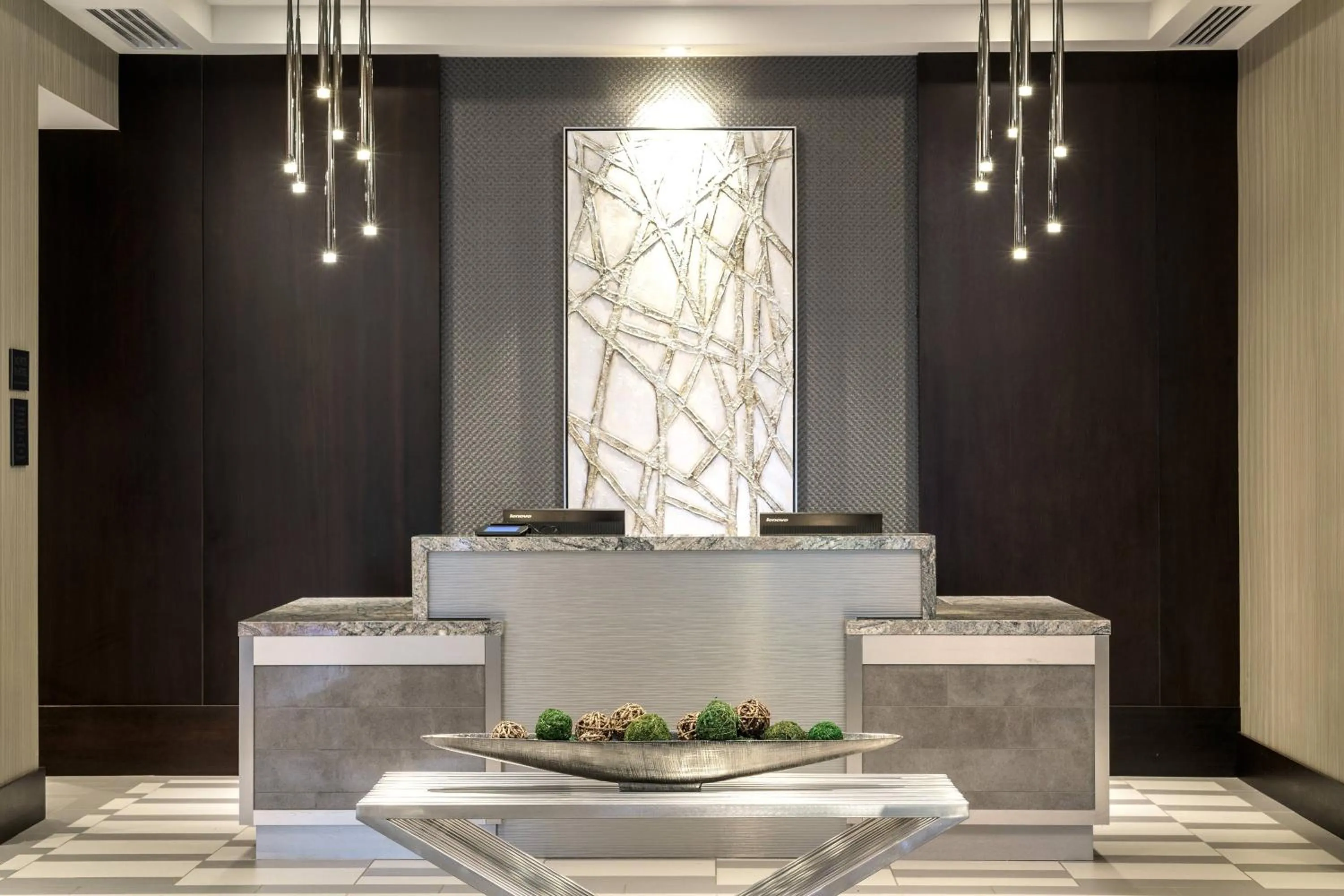 Lobby or reception in Courtyard by Marriott Edgewater NYC Area