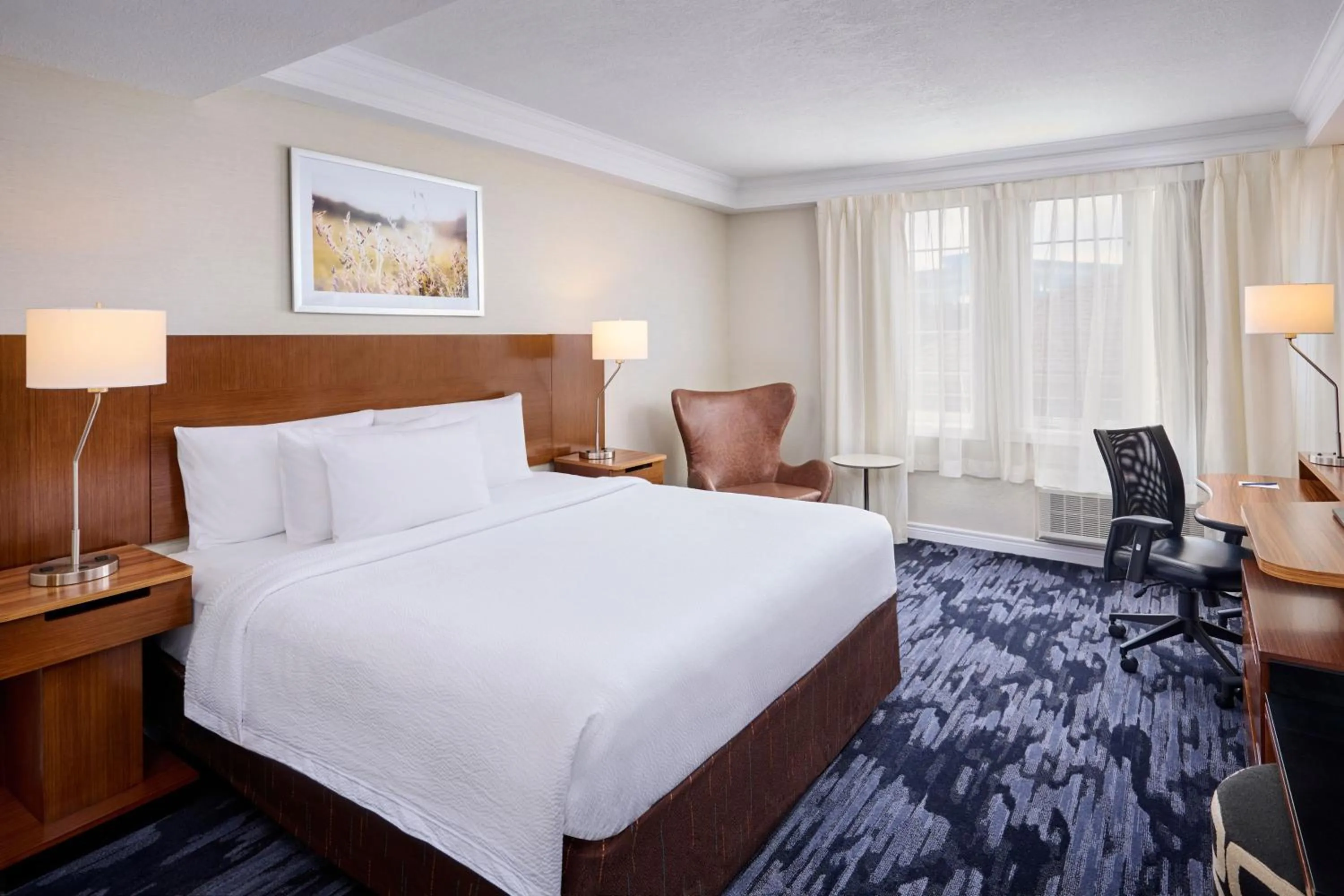 Bedroom, Bed in Fairfield Inn & Suites by Marriott Ottawa Kanata