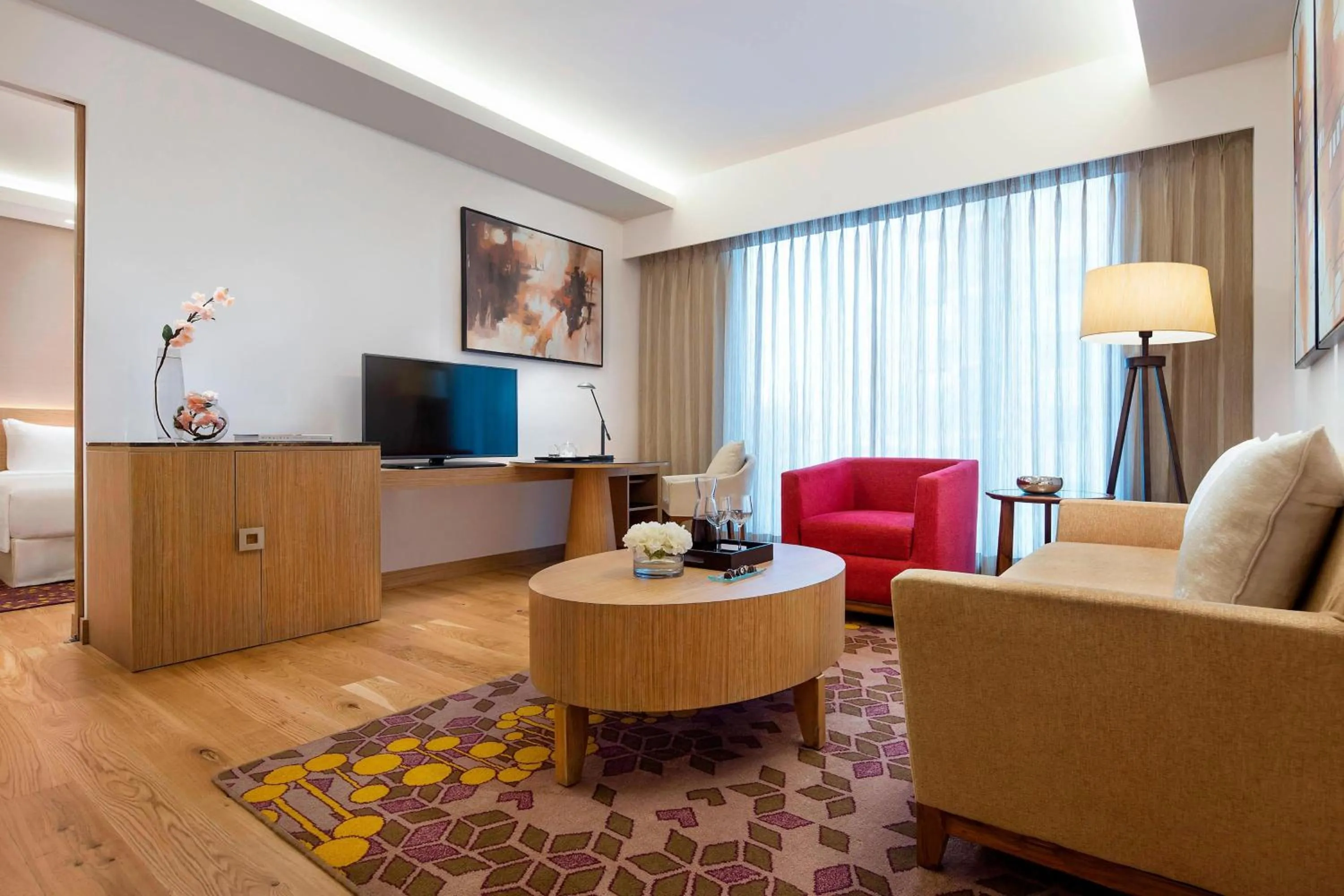 Living room in Courtyard by Marriott Bengaluru Outer Ring Road