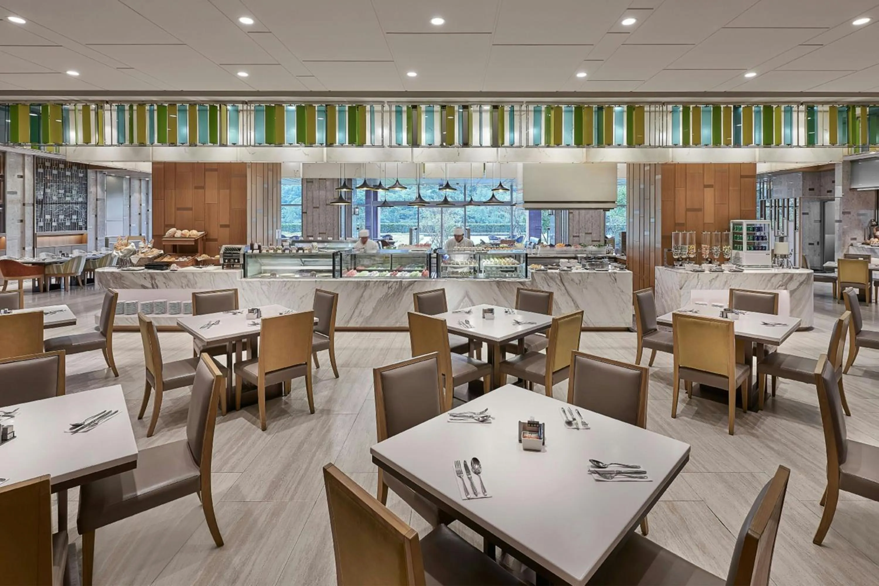 Restaurant/places to eat in Courtyard by Marriott Taipei