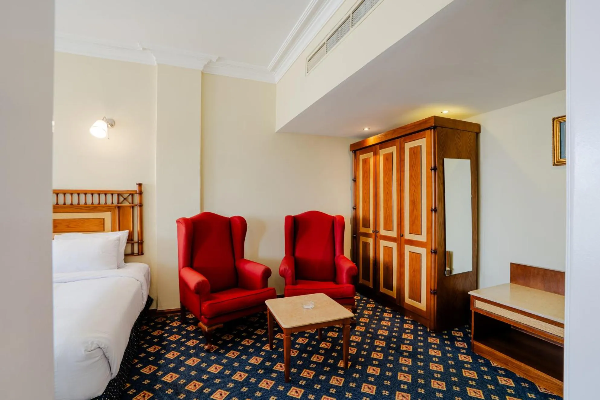 Bed in Om Kolthoom Hotel