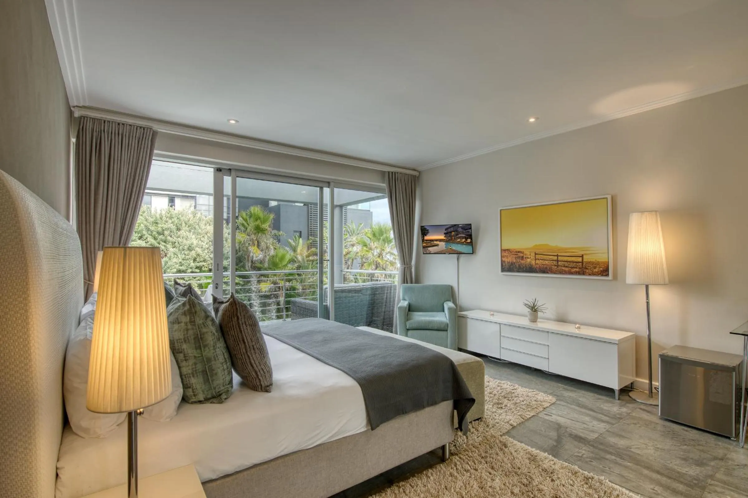 Bed in Atlantic Palms