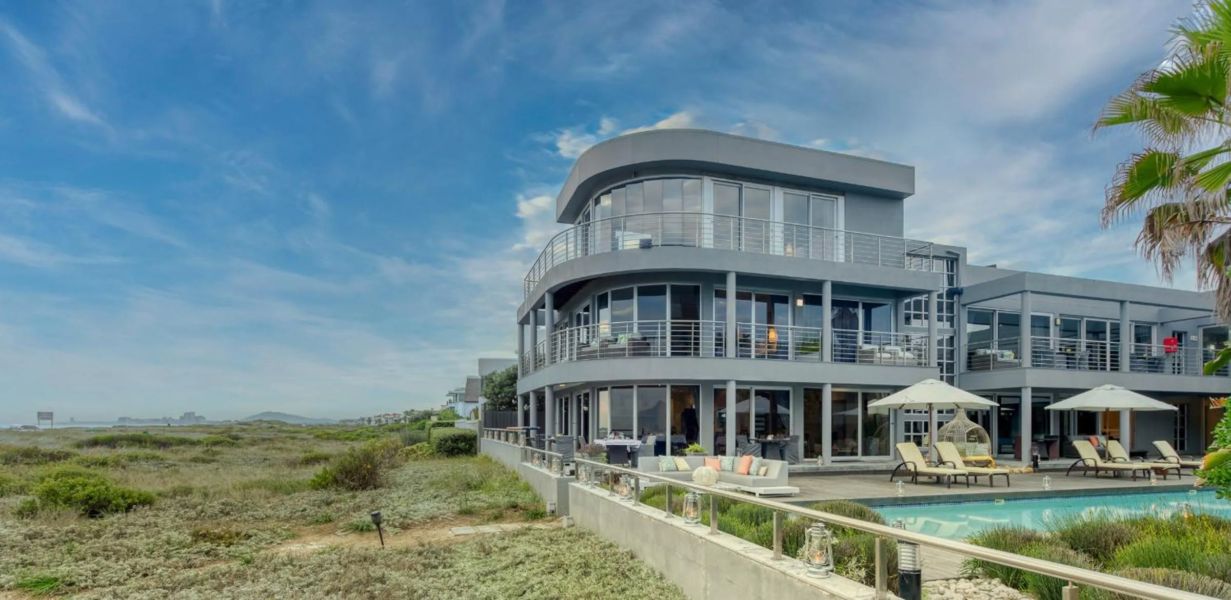 Property building in Atlantic Palms