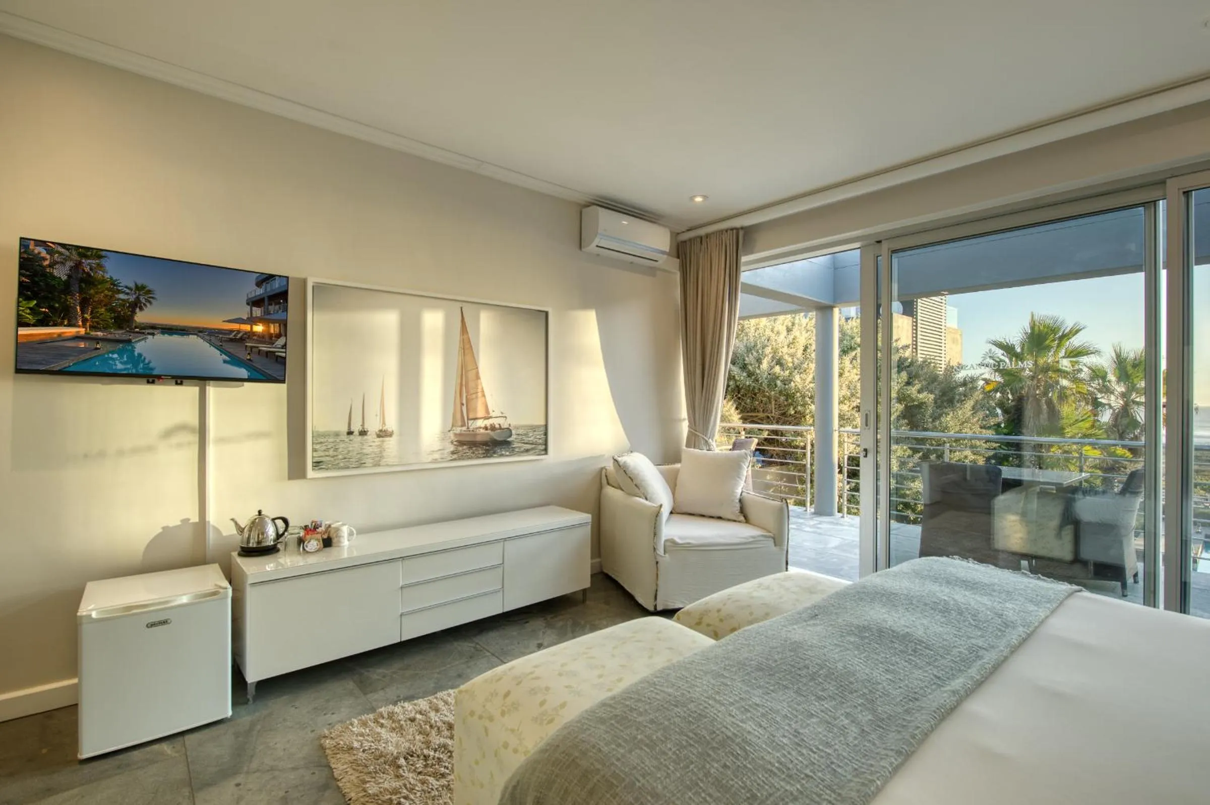 Patio, Bed in Atlantic Palms