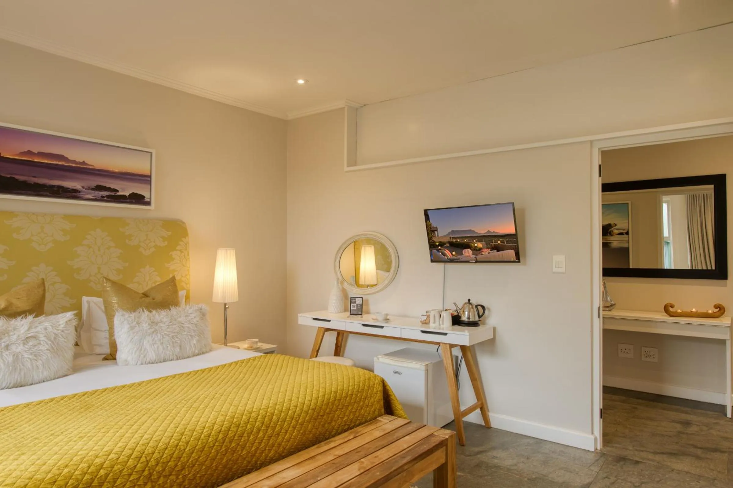 Photo of the whole room, Bed in Atlantic Palms