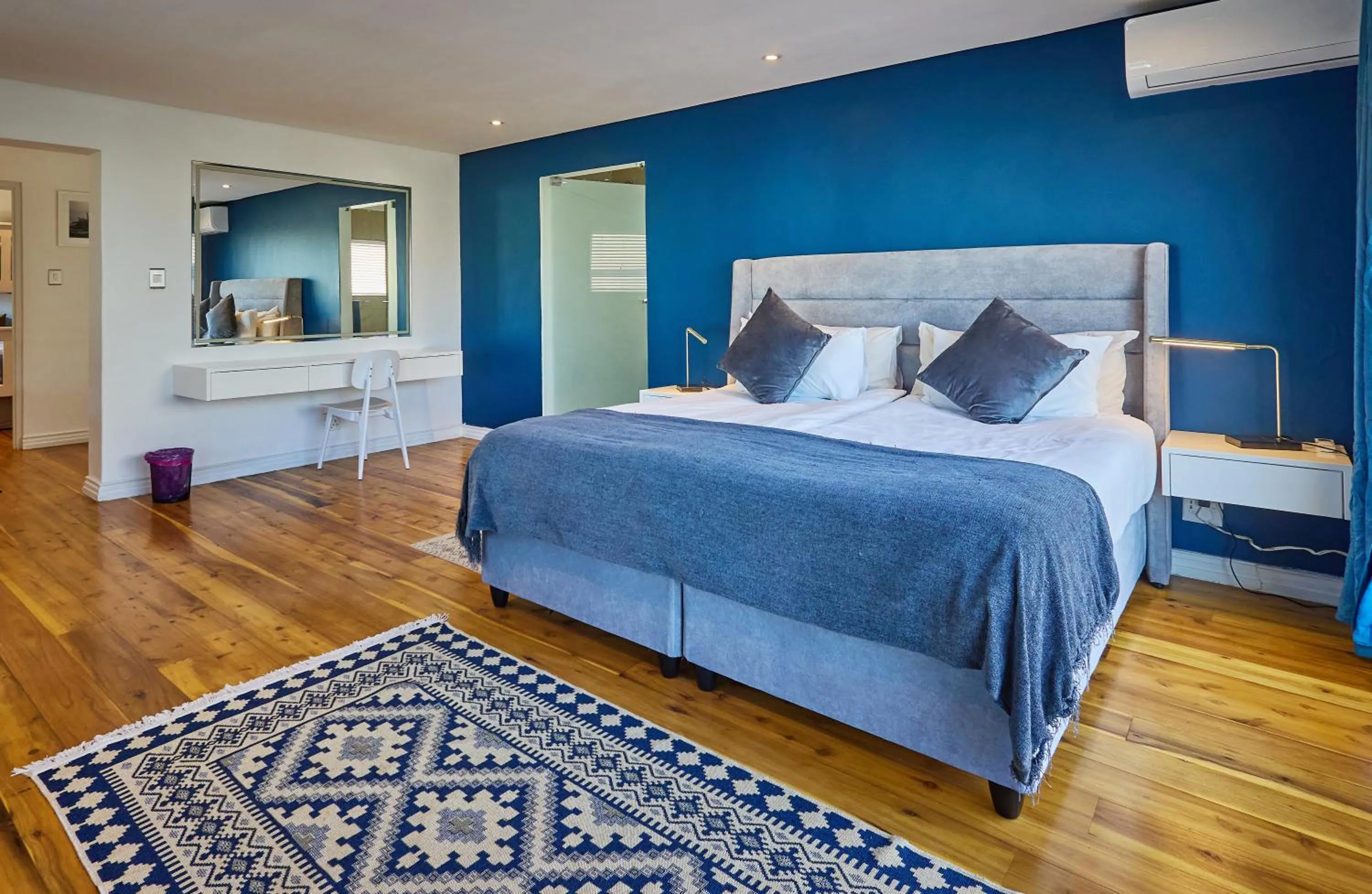 Photo of the whole room, Bed in Atlantic Palms