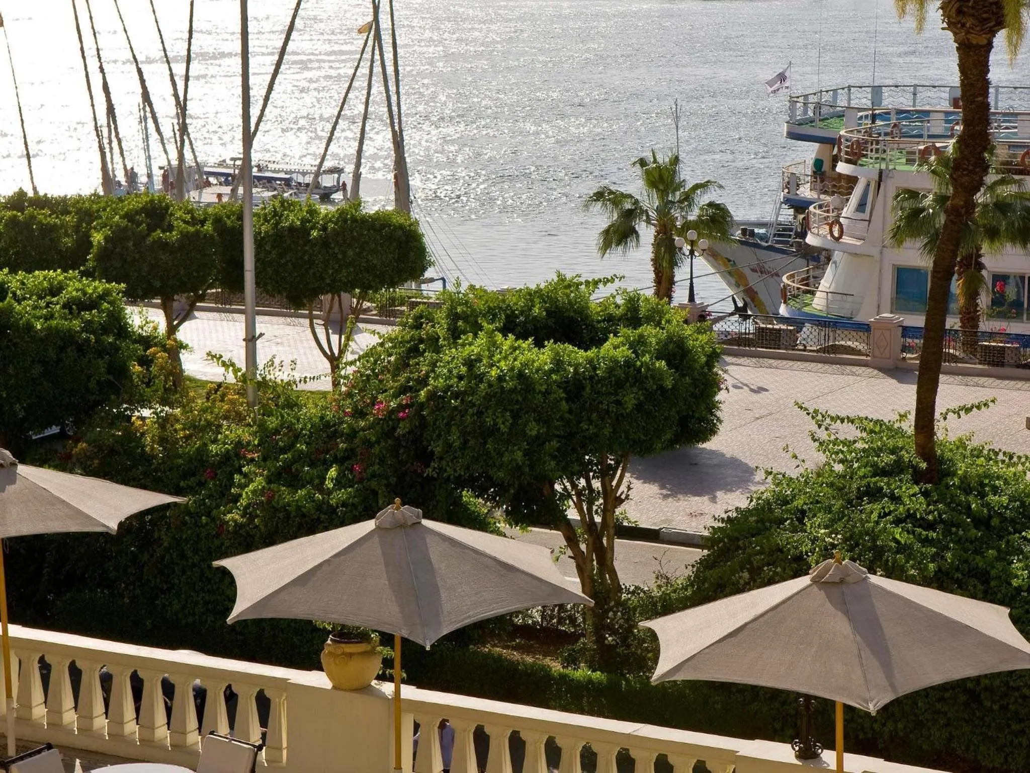 Lounge or bar in Sofitel Winter Palace Luxor
