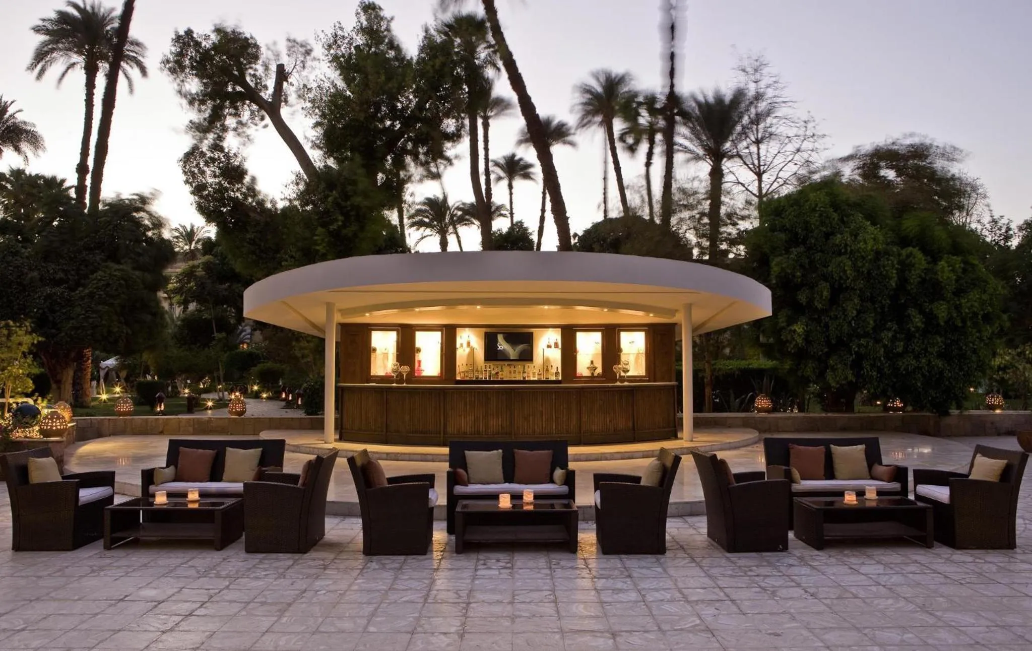 Lounge or bar in Sofitel Winter Palace Luxor