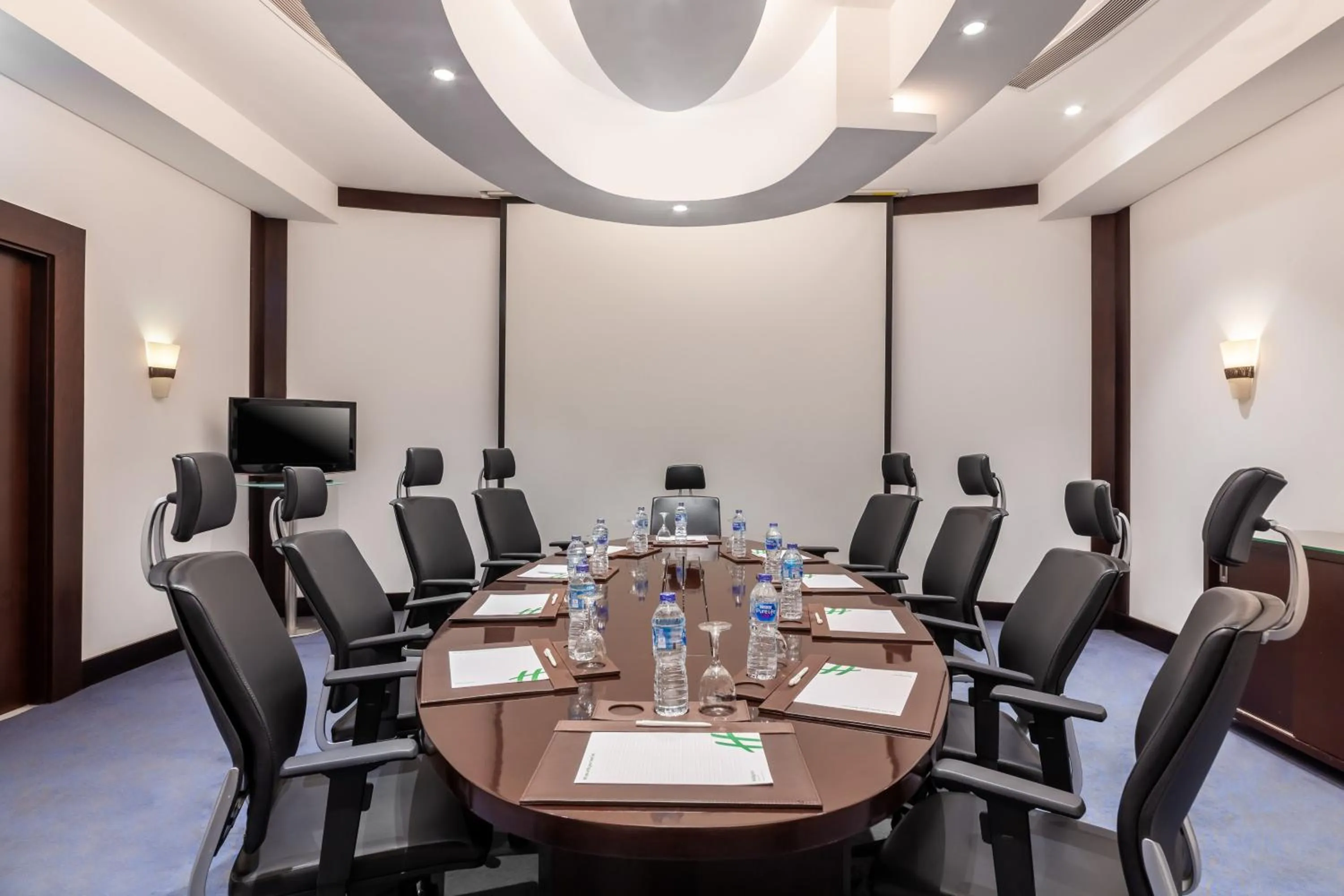 Meeting/conference room in Holiday Inn Cairo Maadi by IHG