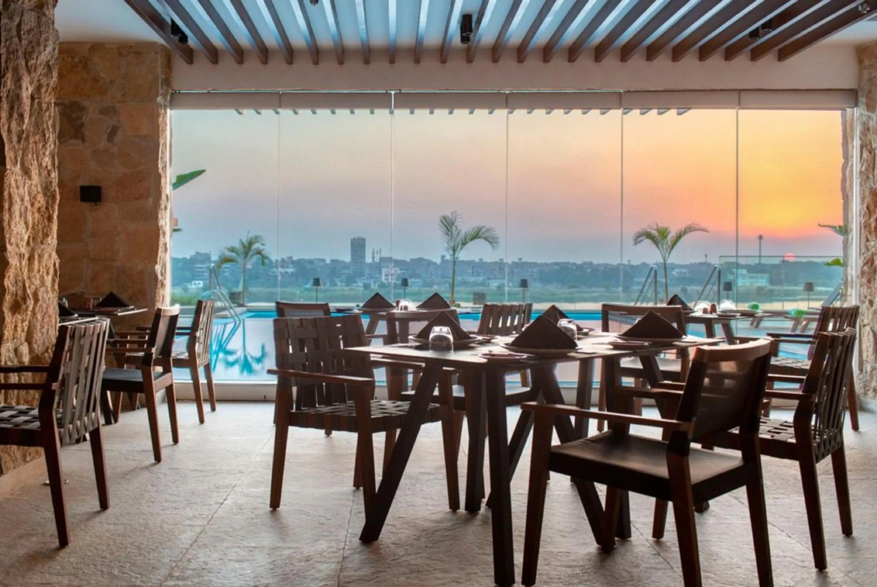 Restaurant/places to eat in Holiday Inn Cairo Maadi by IHG