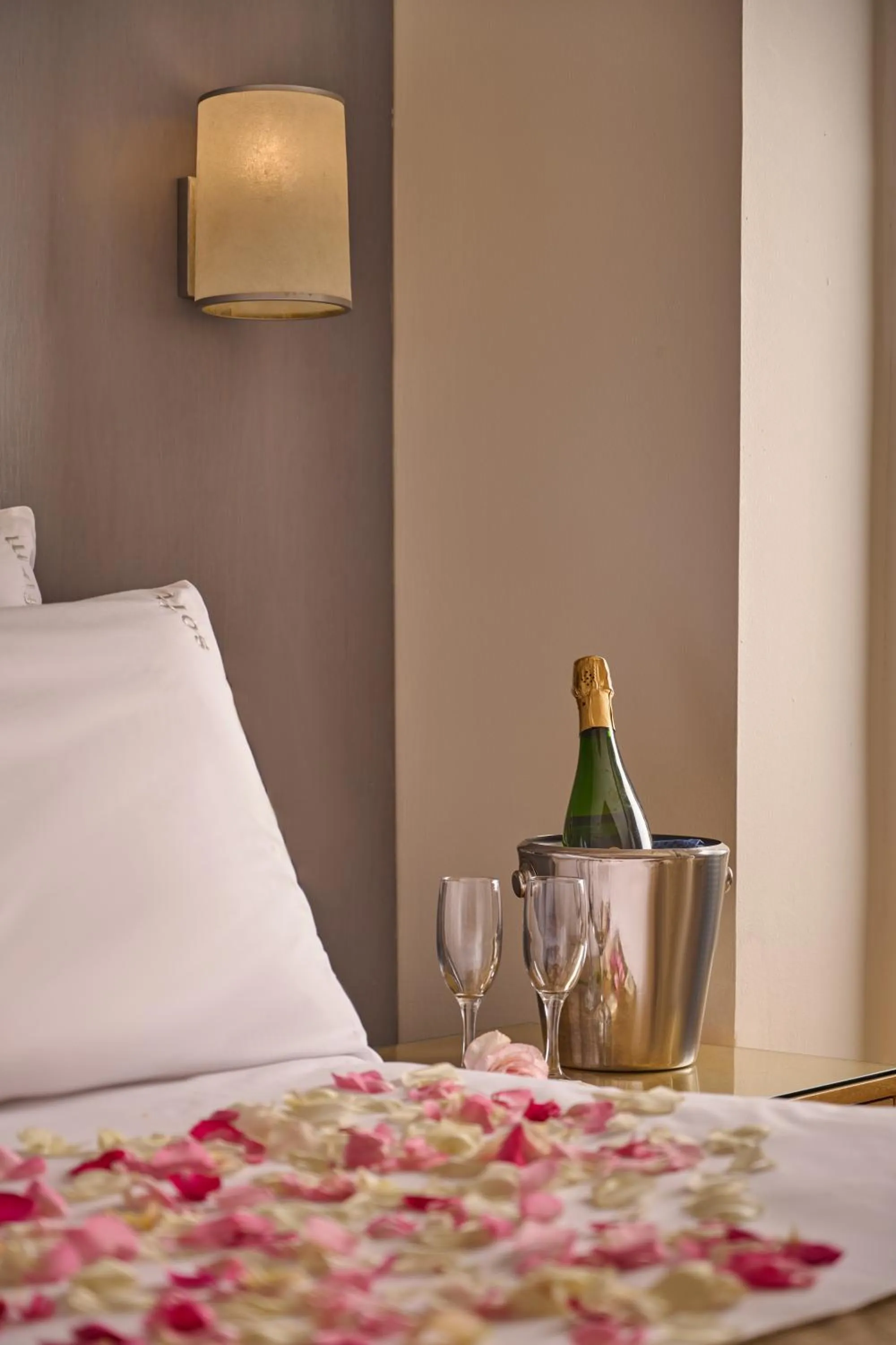 Bedroom, Bed in Holiday Inn Cairo Maadi by IHG