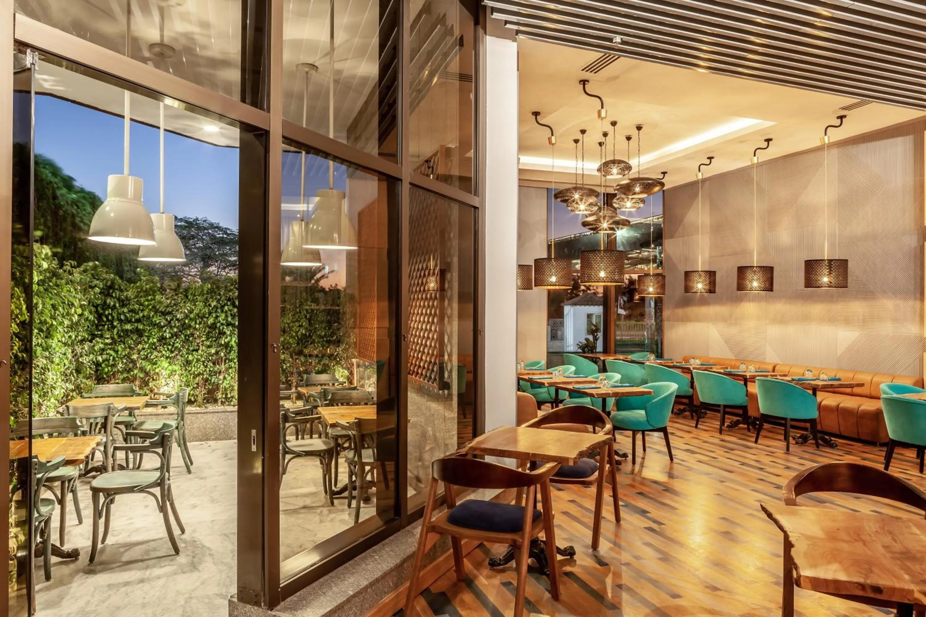 Restaurant/places to eat in Holiday Inn Cairo Maadi by IHG