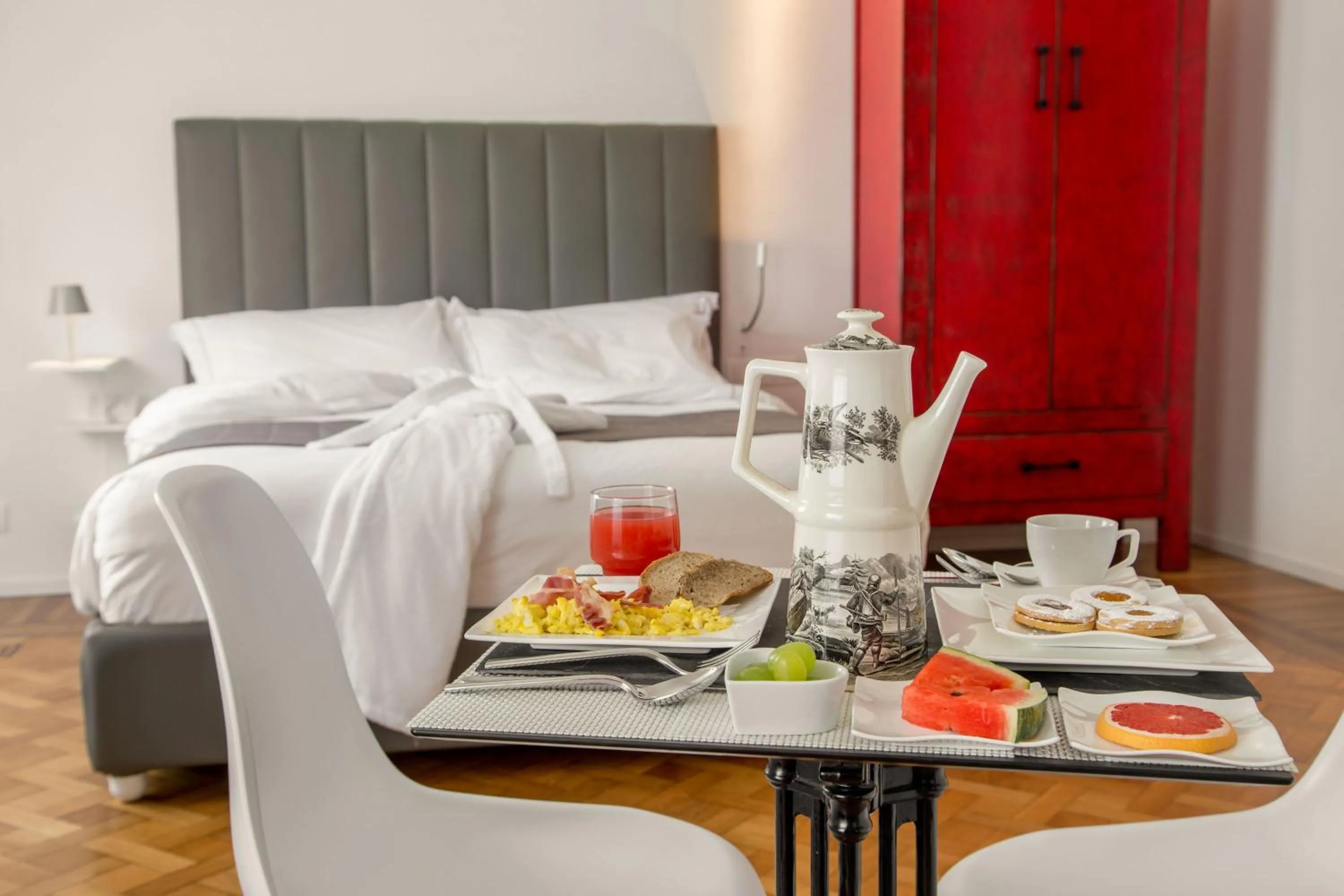 Food and drinks, Bed in Belli36rooms near Spanish step and Vatican City