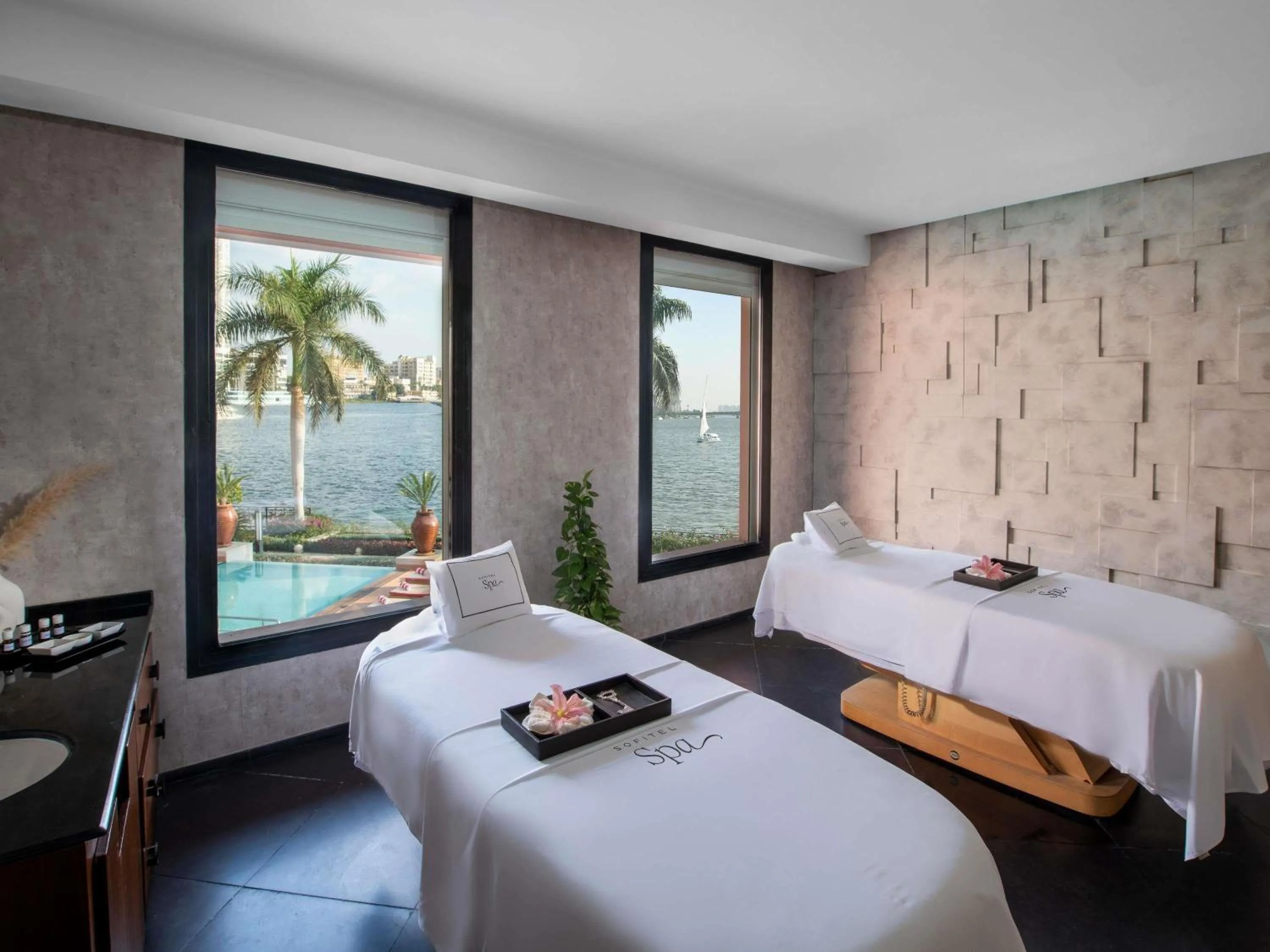 Spa and wellness centre/facilities, Bed in Sofitel Cairo Nile El Gezirah