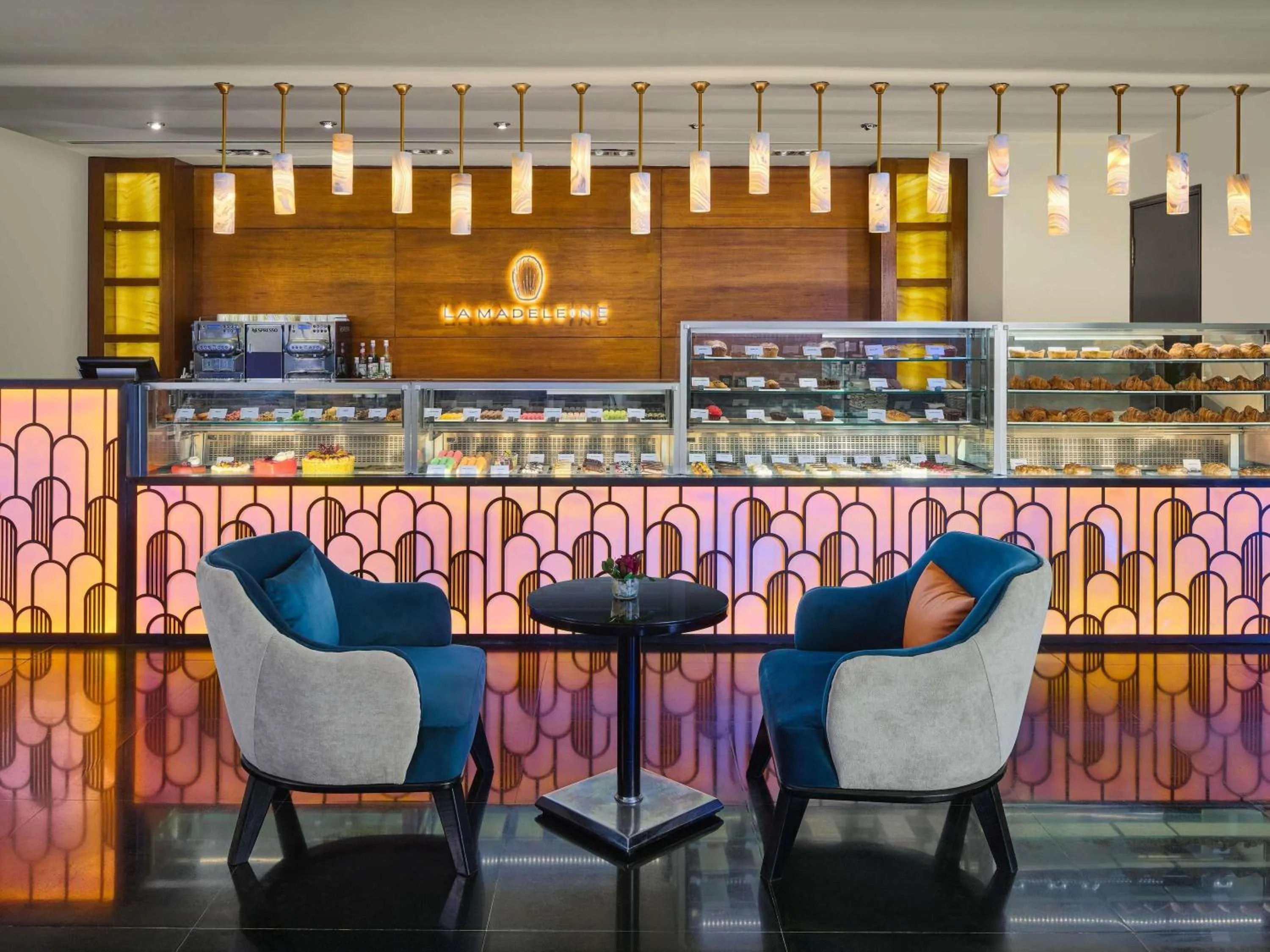 Restaurant/places to eat in Sofitel Cairo Nile El Gezirah